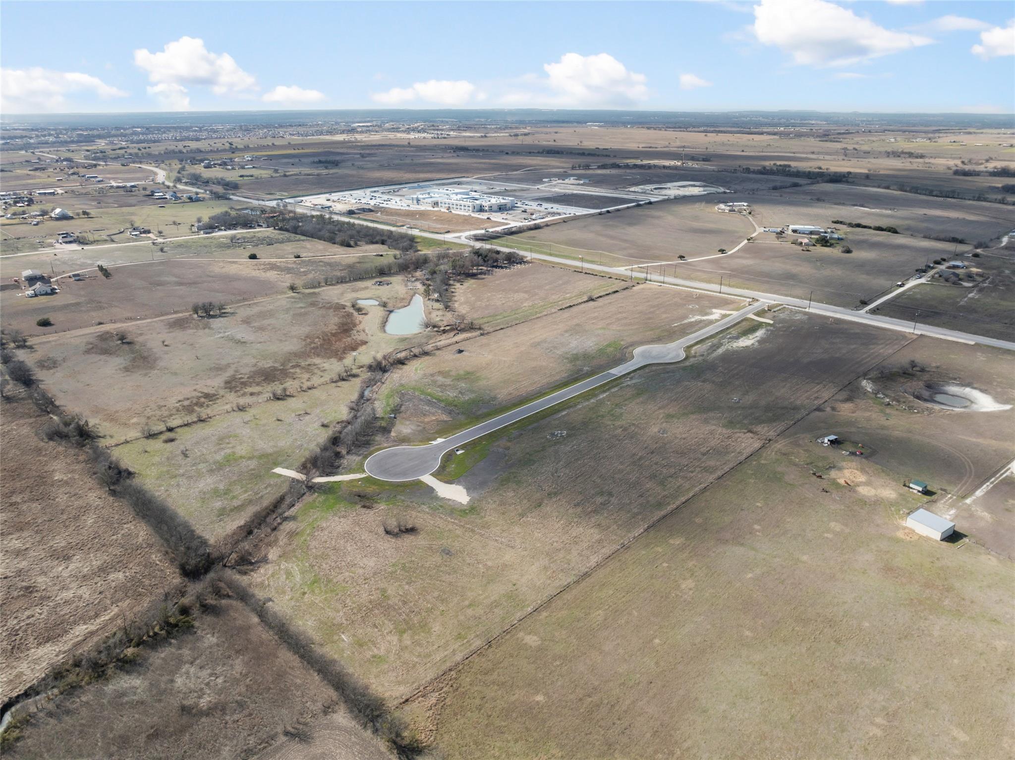 Image 2 of 29 For 2558 Fm 487  