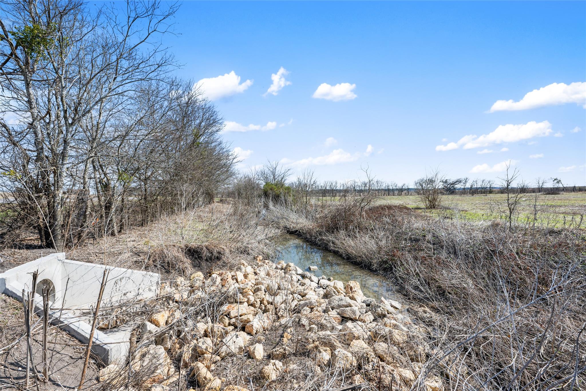 Image 22 of 29 For 2558 Fm 487  