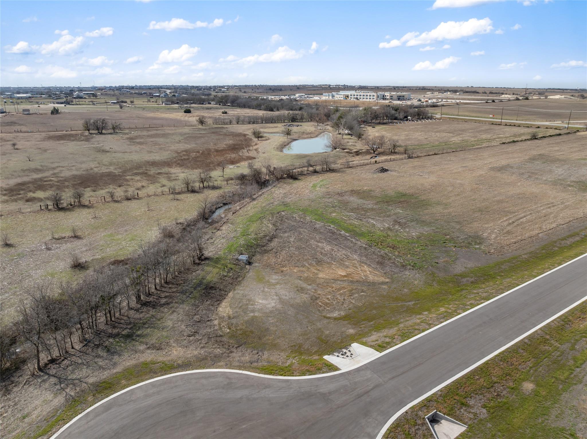 Image 25 of 29 For 2558 Fm 487  