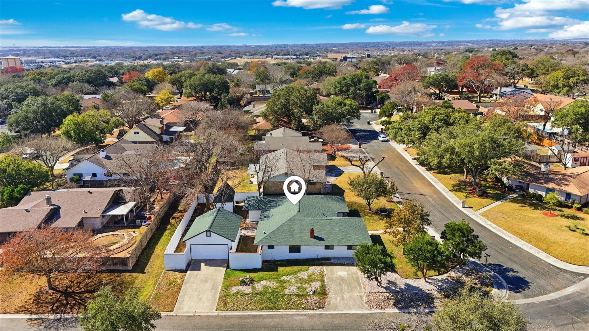 Image 20 of 22 For 100 Howard Dr