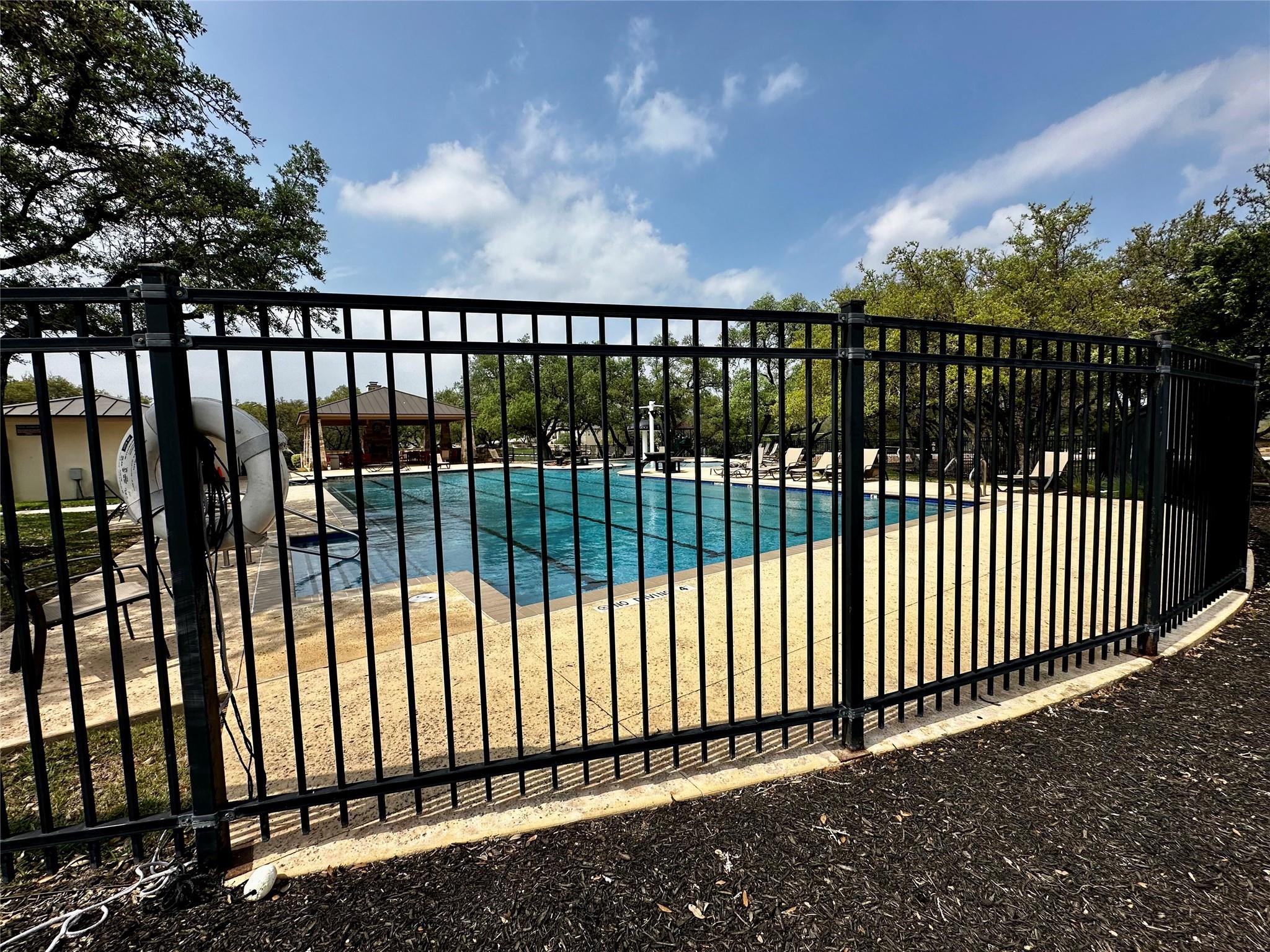 Image 17 of 24 For 5721 Comal Vis