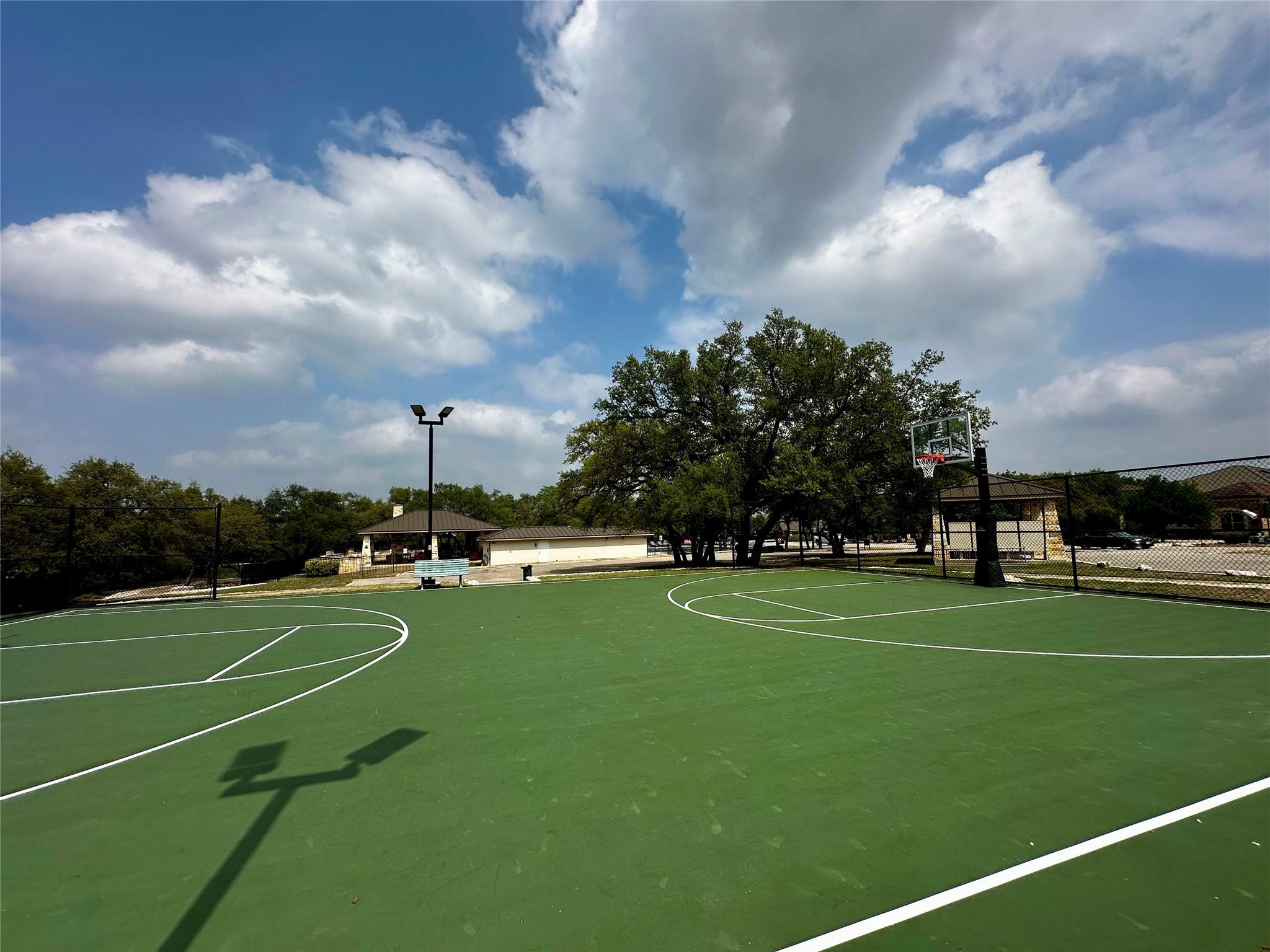 Image 23 of 24 For 5721 Comal Vis