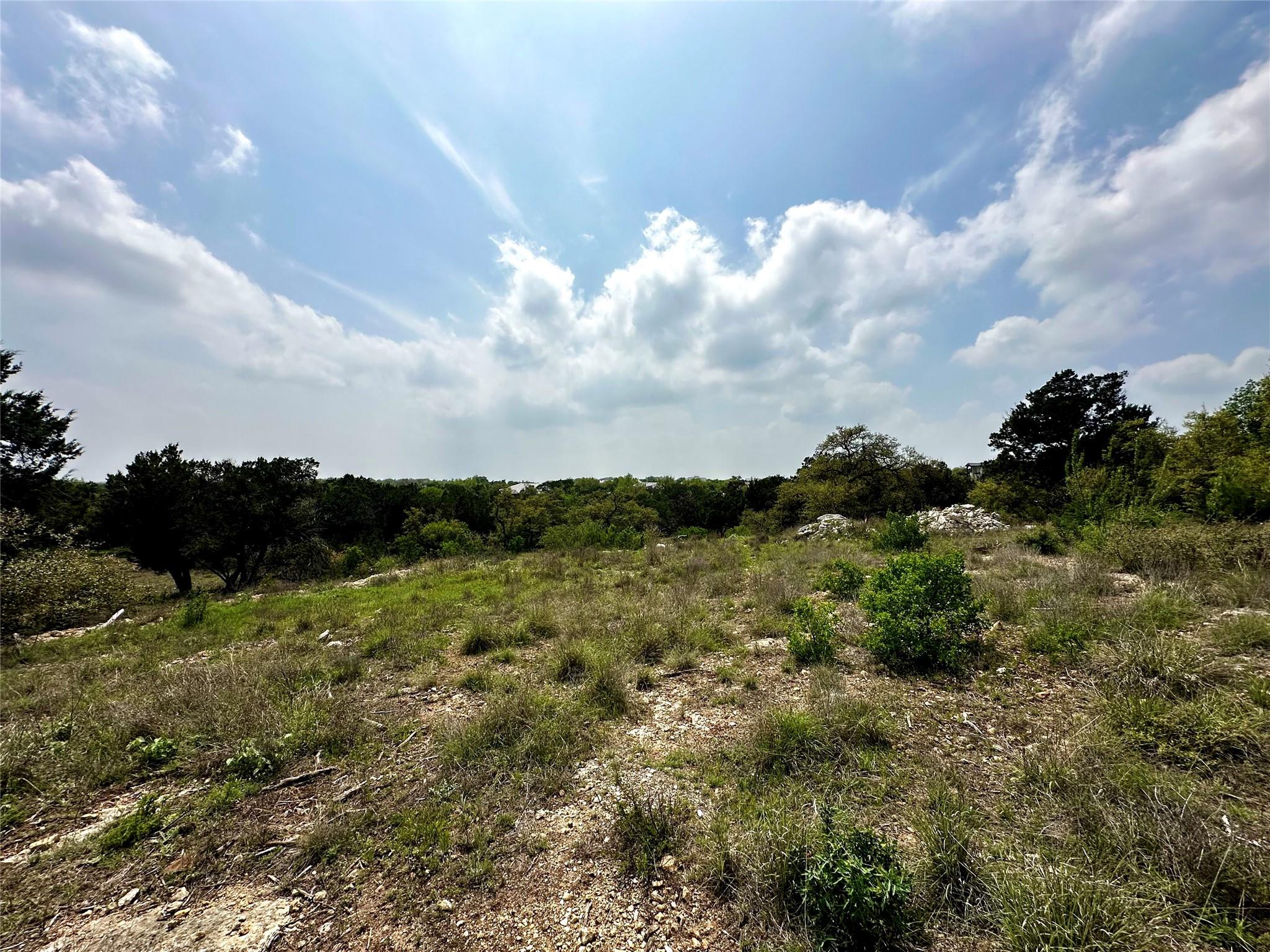 Image 9 of 24 For 5721 Comal Vis