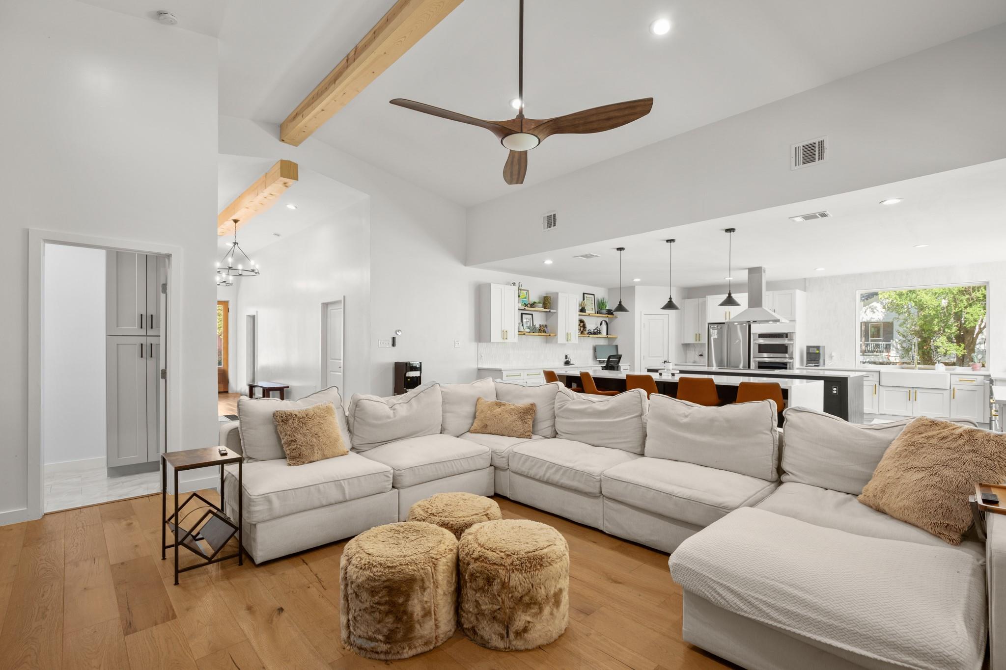 Image 13 of 39 For 1315 New Hope Dr