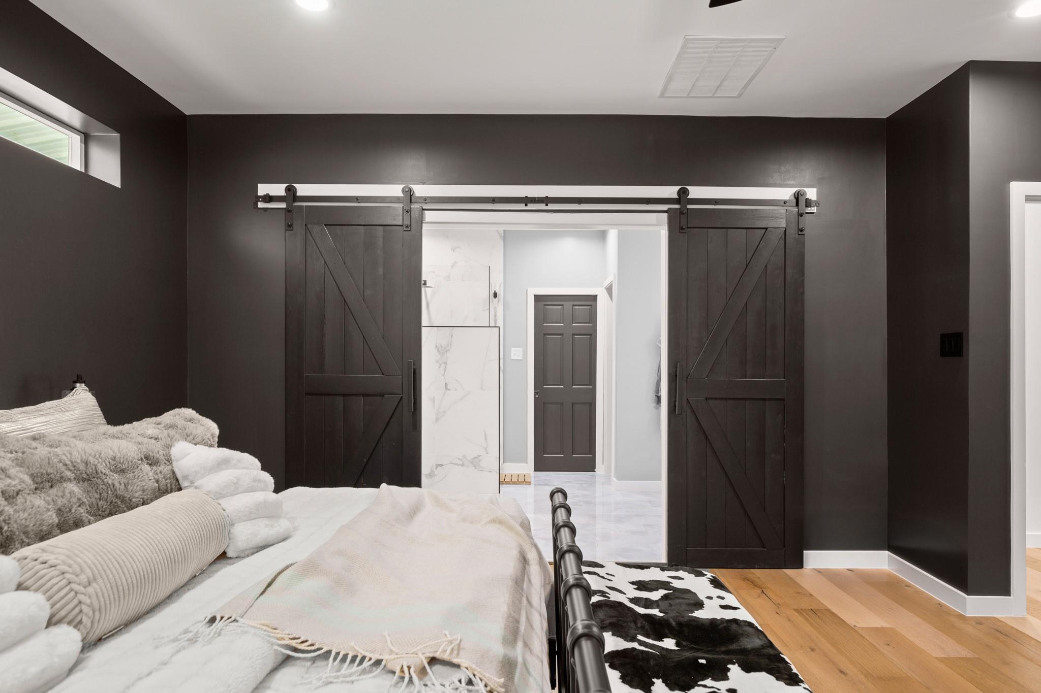 Image 19 of 39 For 1315 New Hope Dr