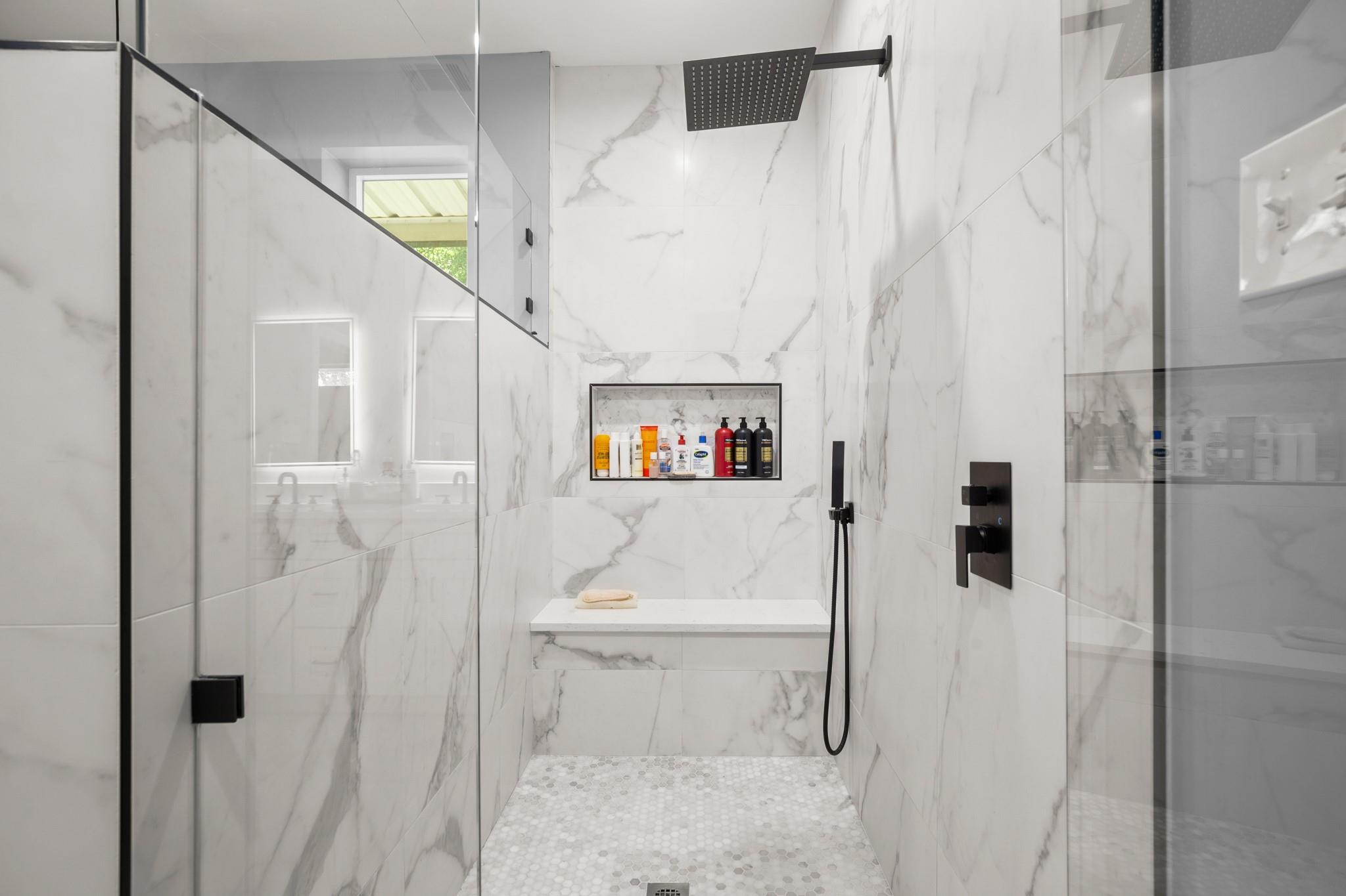 Image 22 of 39 For 1315 New Hope Dr