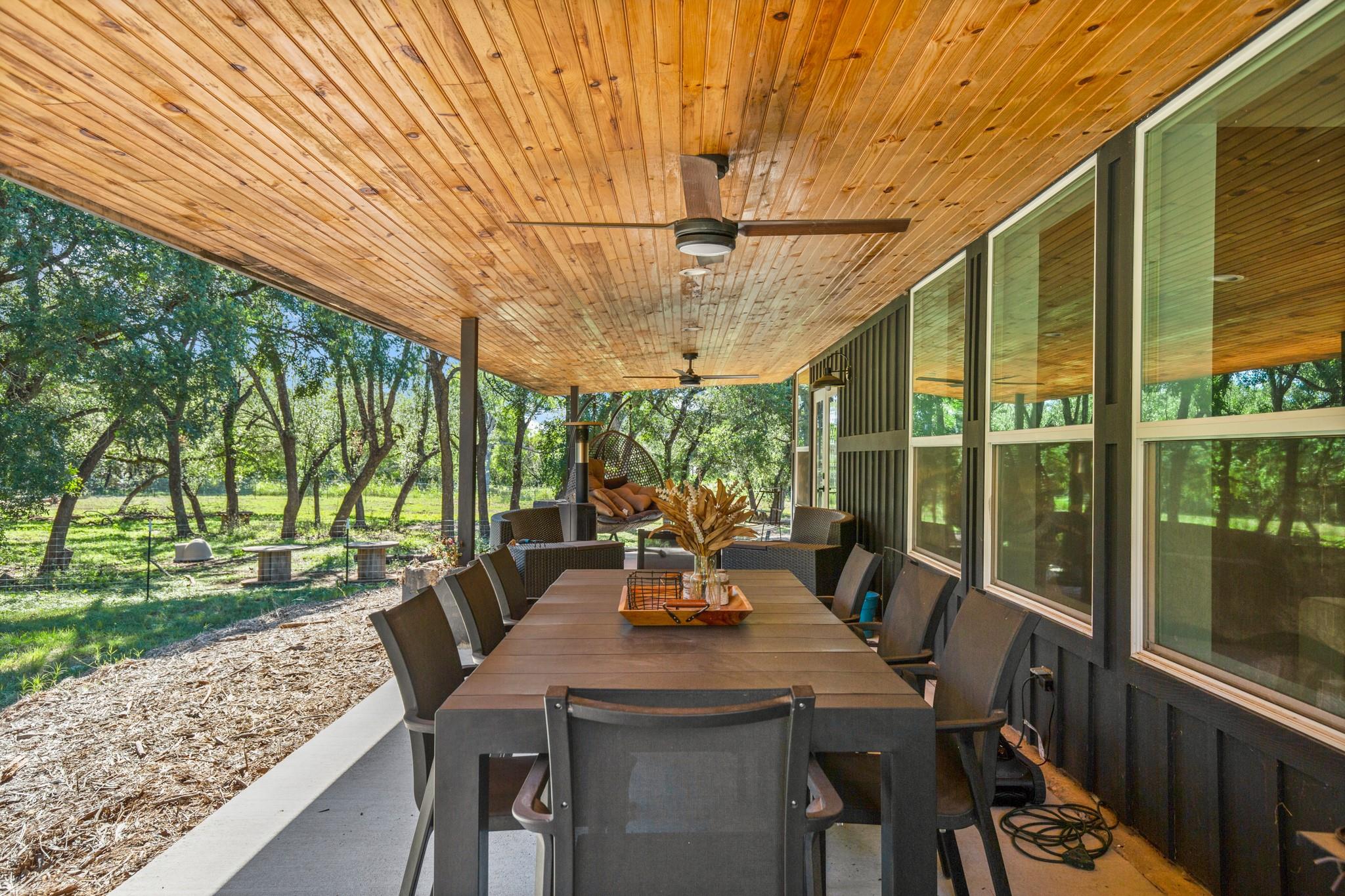 Image 24 of 39 For 1315 New Hope Dr