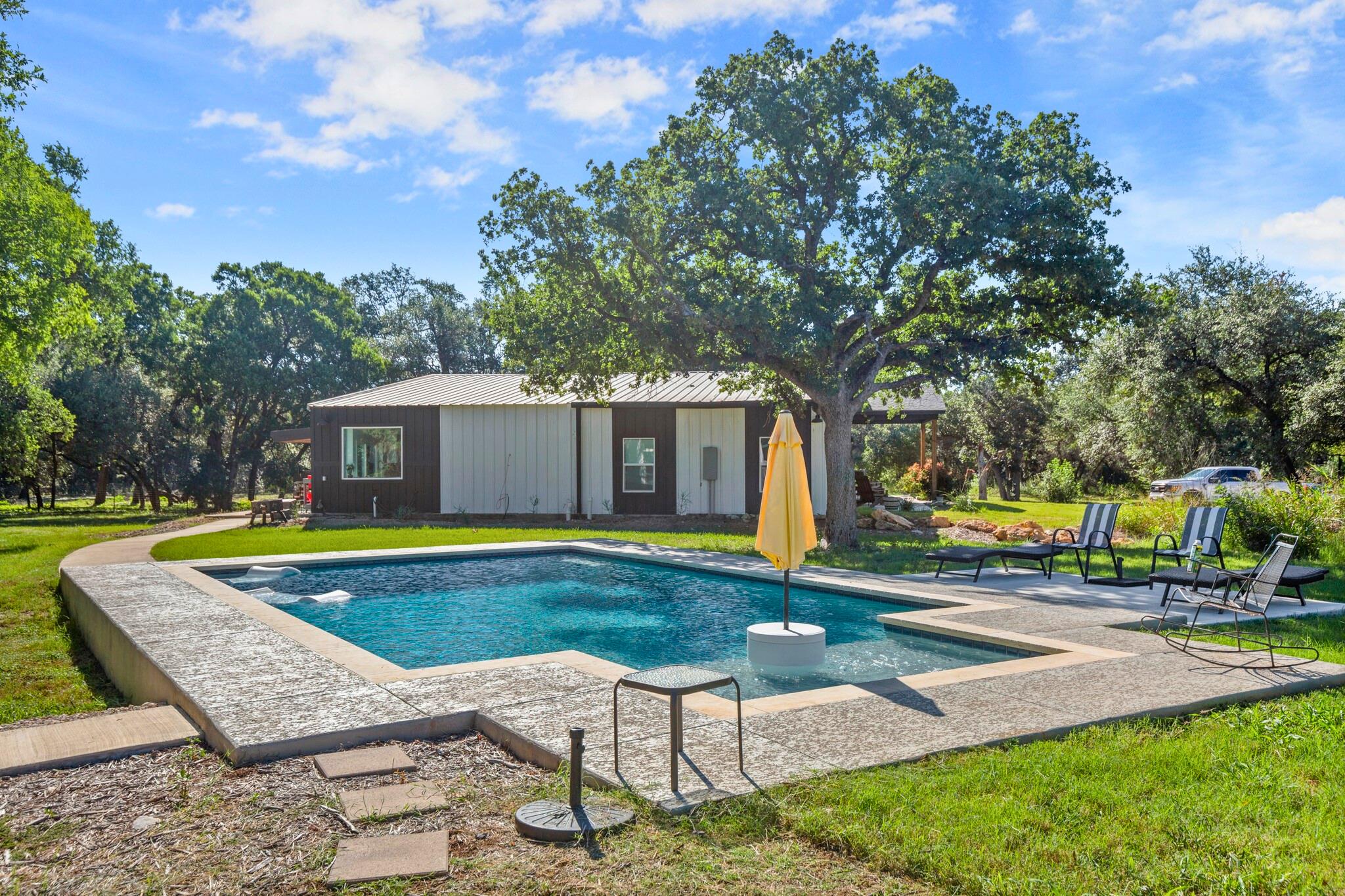 Image 36 of 39 For 1315 New Hope Dr