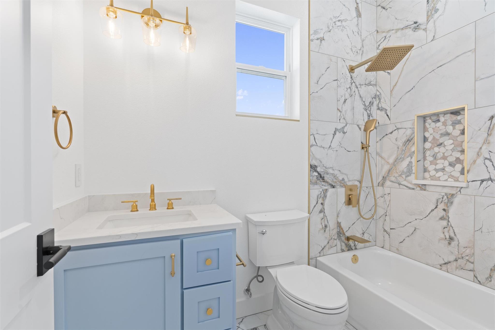 Image 21 of 38 For 3705 County Road 211 Rd