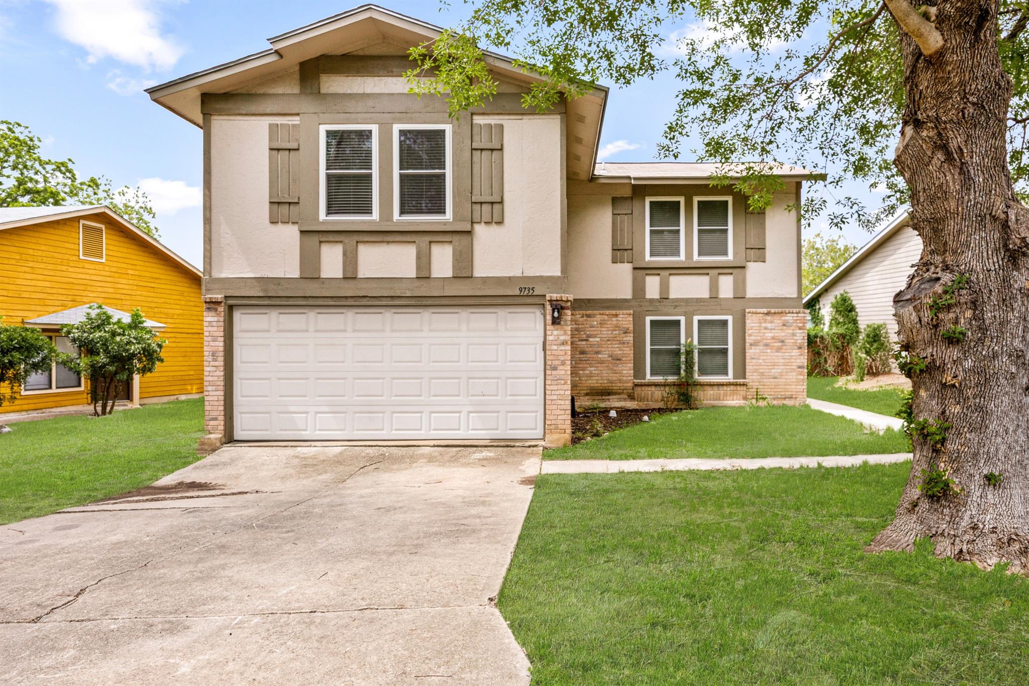 Details for 9735 Fortune Ridge Dr, Converse, TX 78109