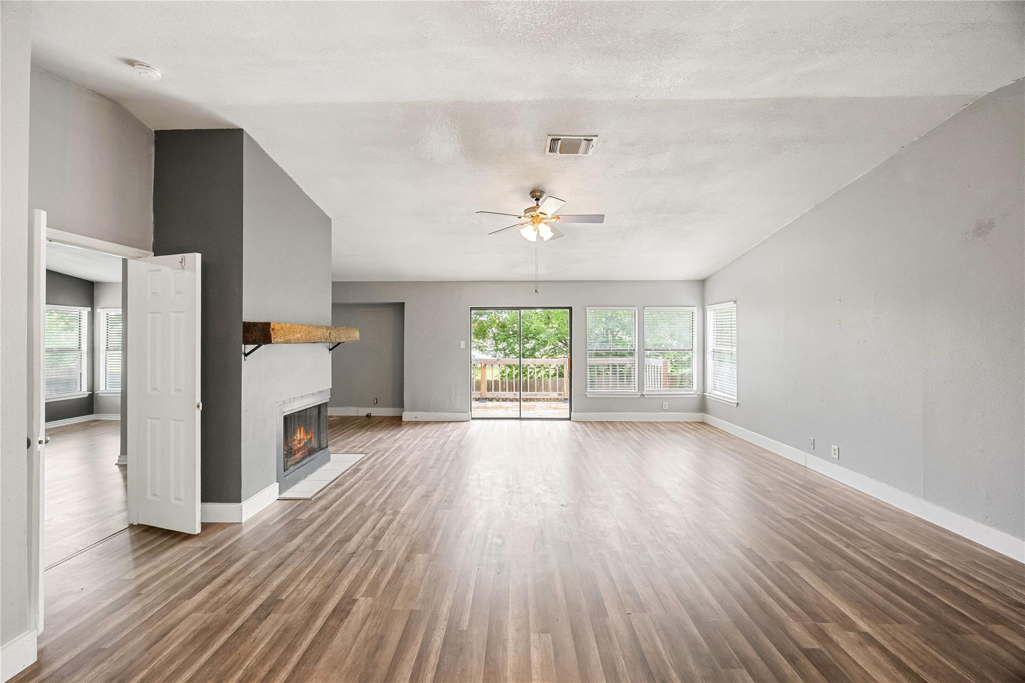 Image 16 of 38 For 9735 Fortune Ridge Dr