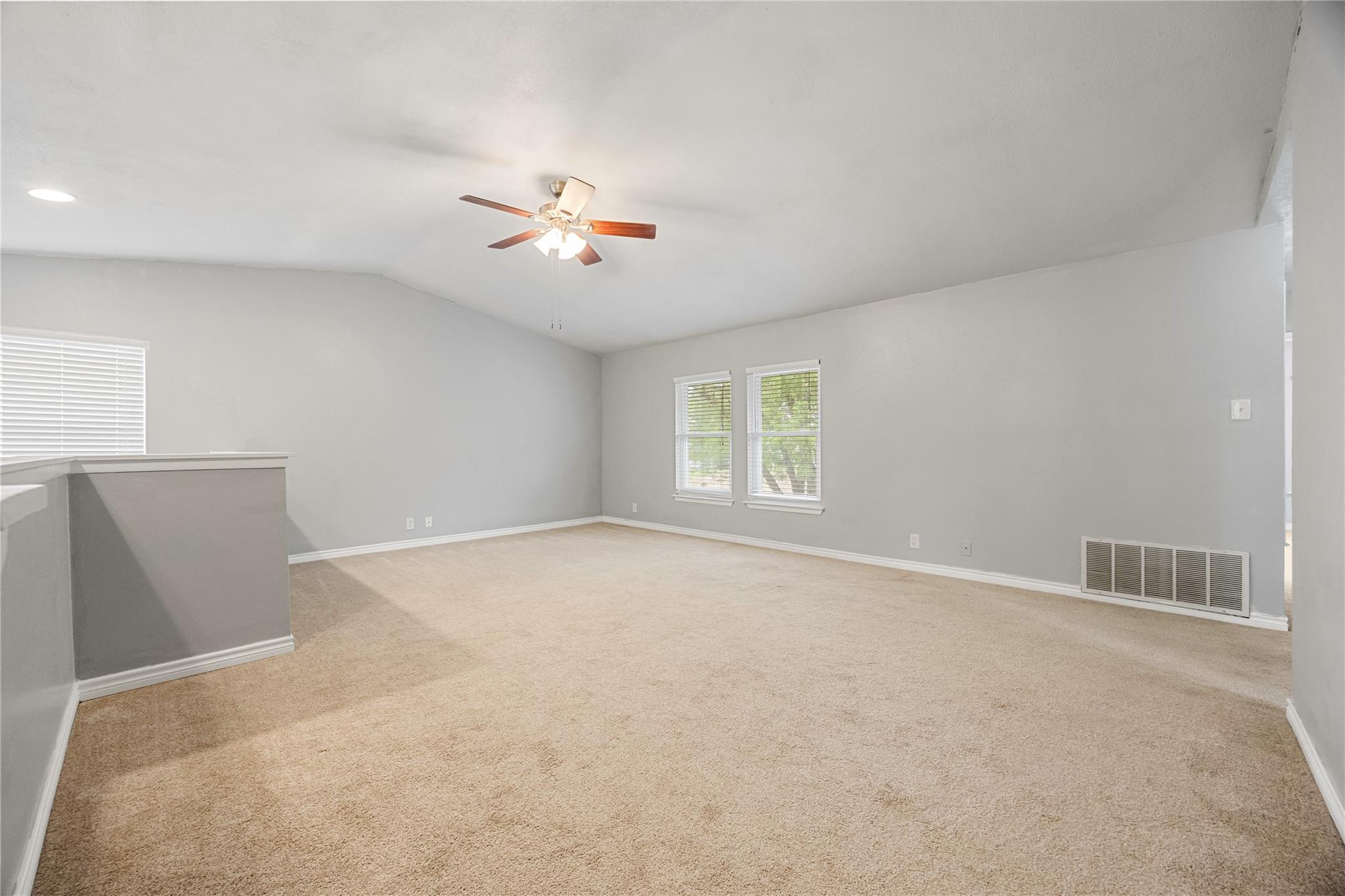 Image 28 of 38 For 9735 Fortune Ridge Dr