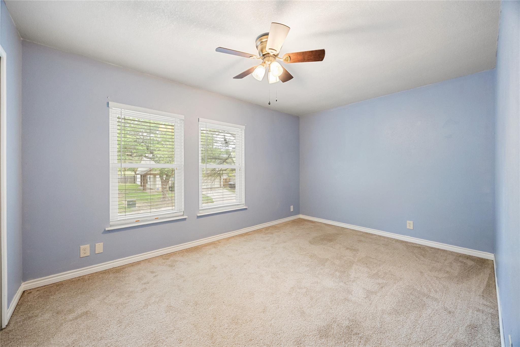 Image 31 of 38 For 9735 Fortune Ridge Dr