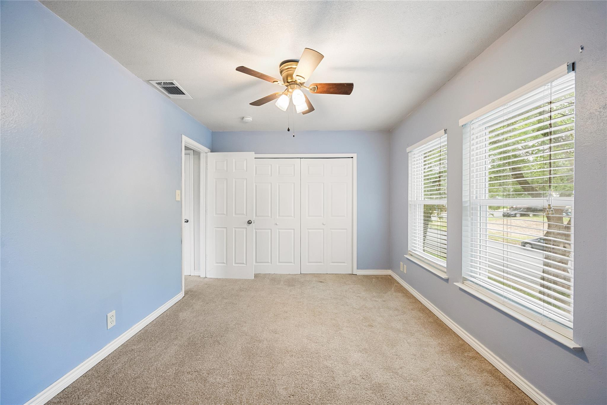 Image 32 of 38 For 9735 Fortune Ridge Dr