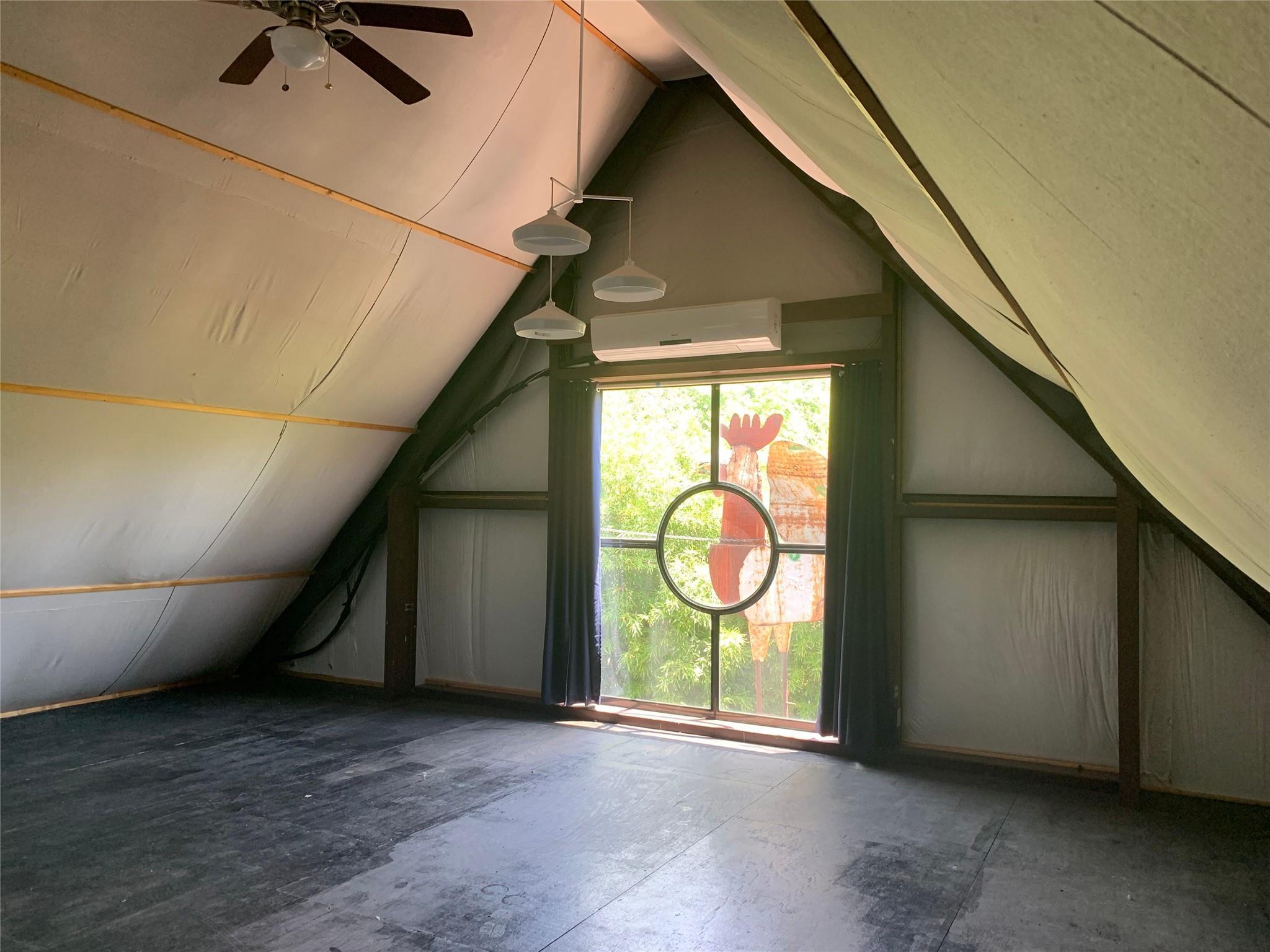 Image 9 of 22 For 640 Tillery St