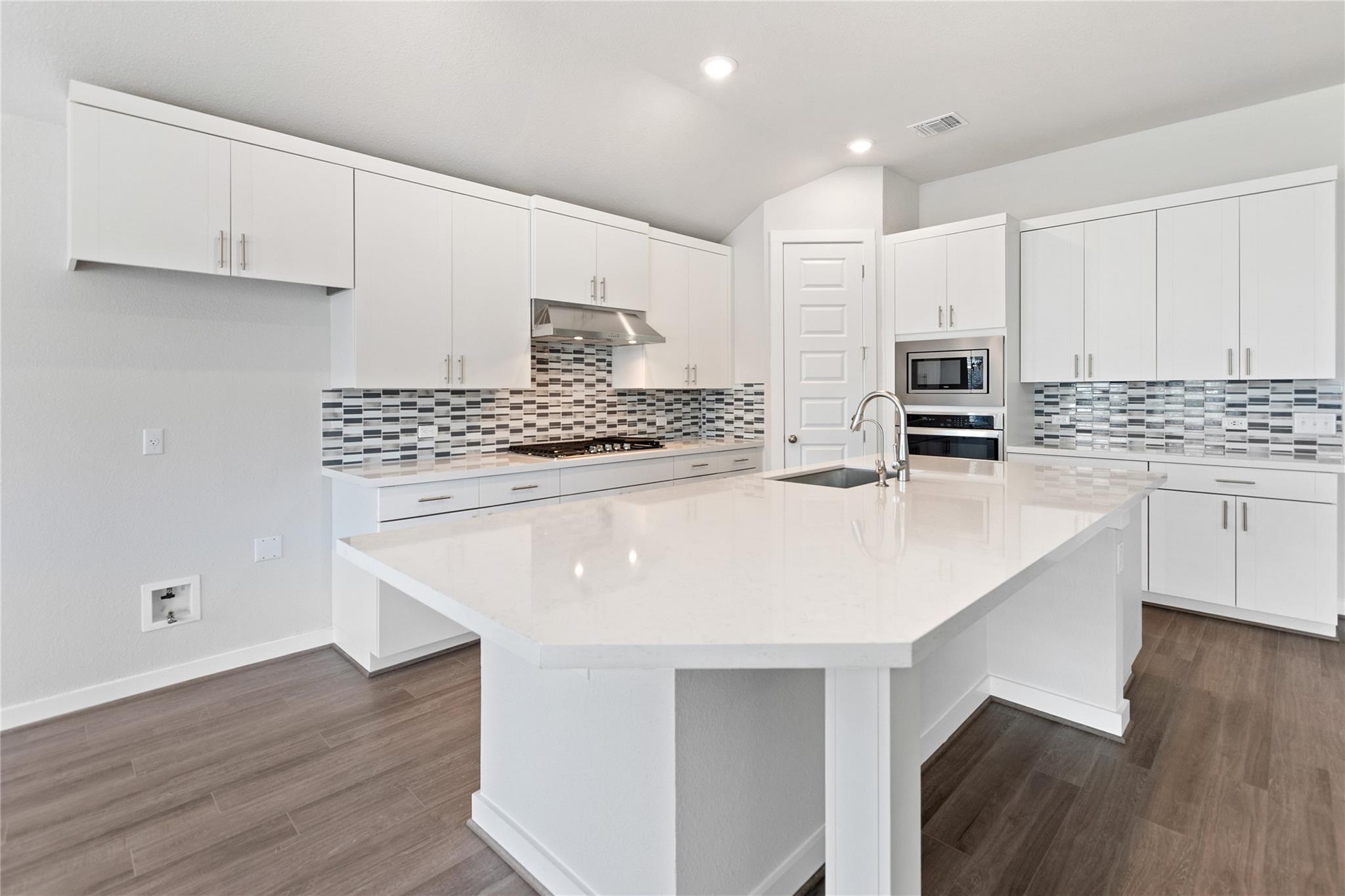 Image 18 of 32 For 2258 Hoja Ave