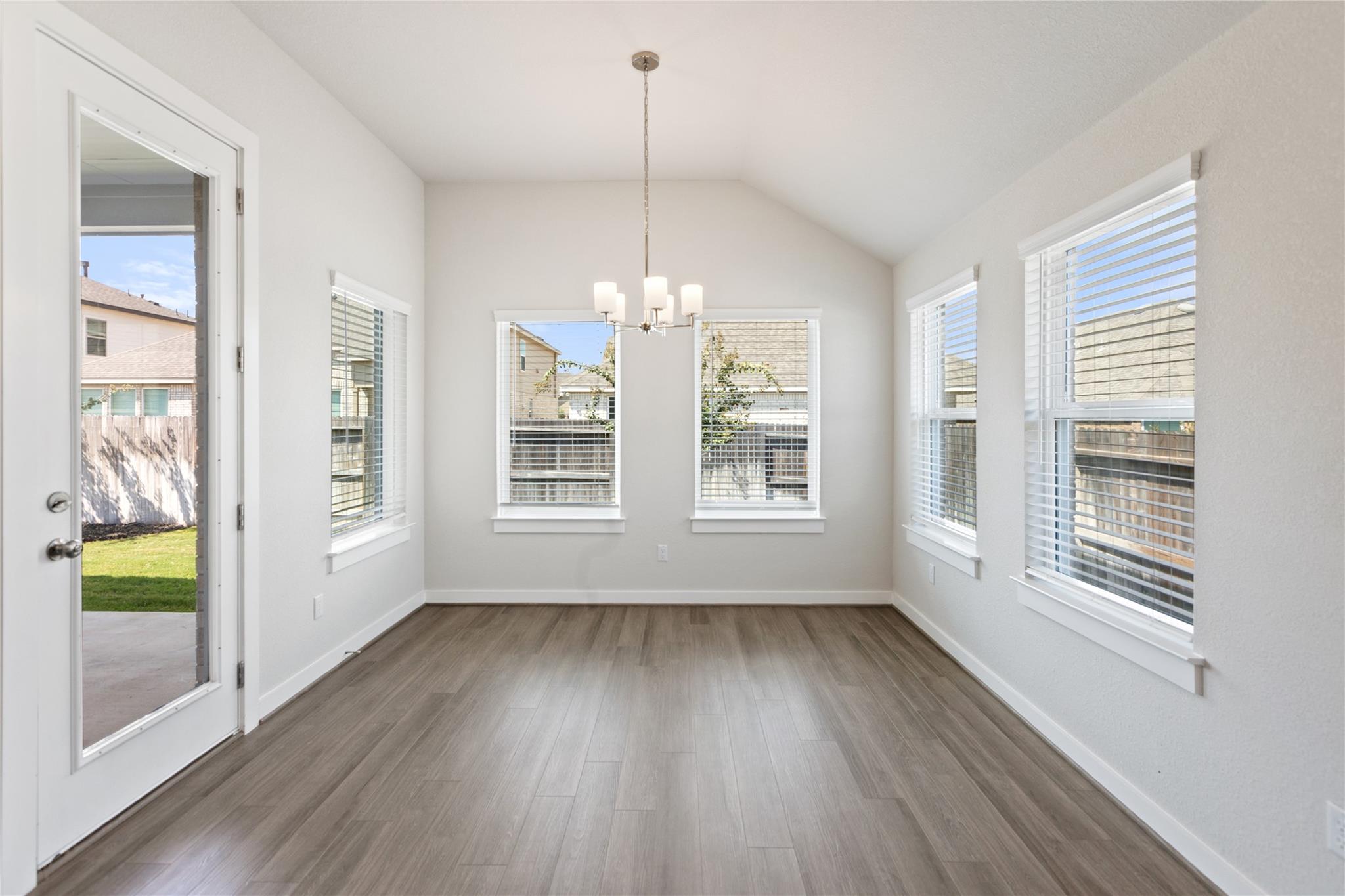 Image 20 of 32 For 2258 Hoja Ave