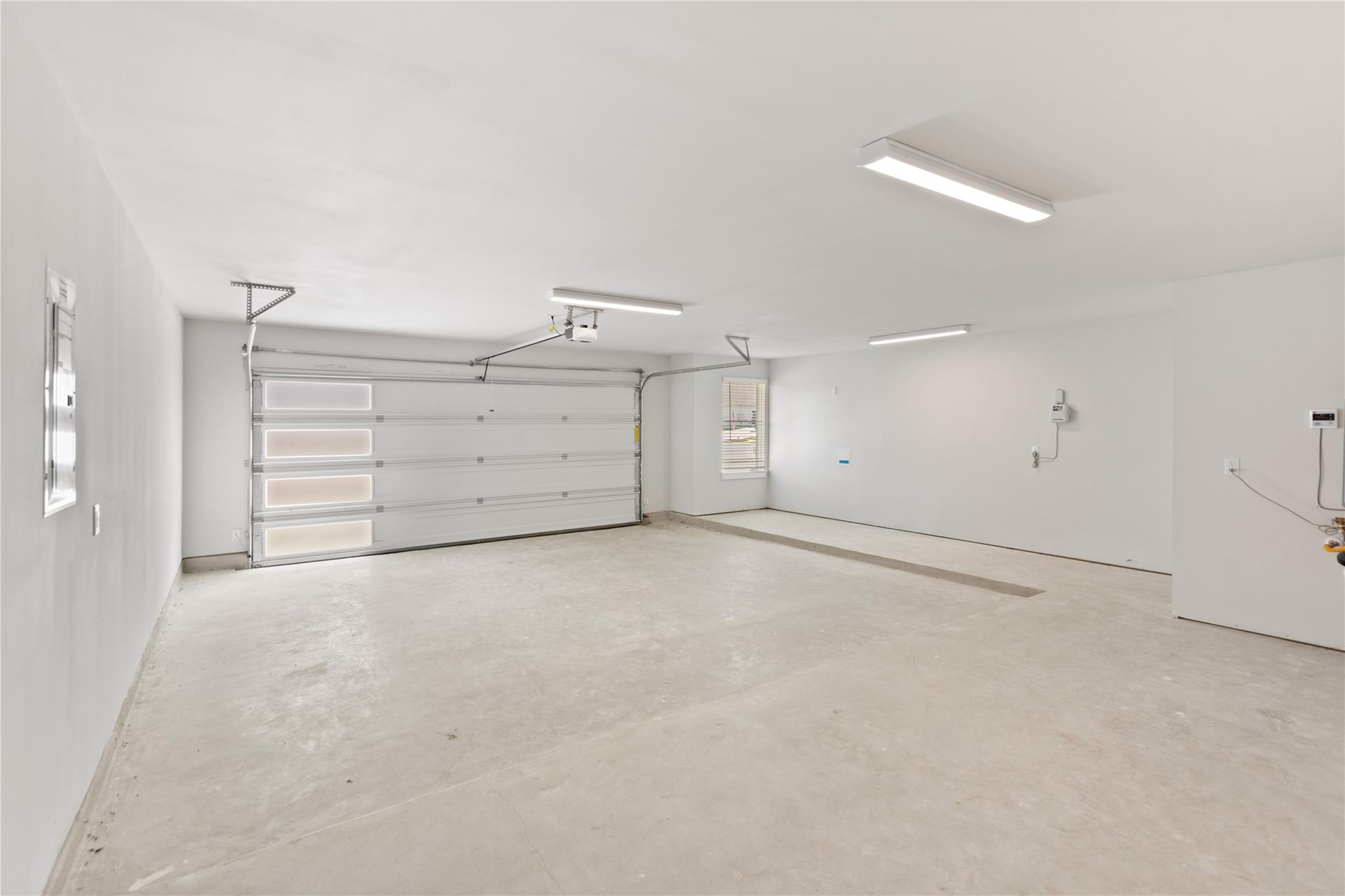 Image 31 of 32 For 2258 Hoja Ave