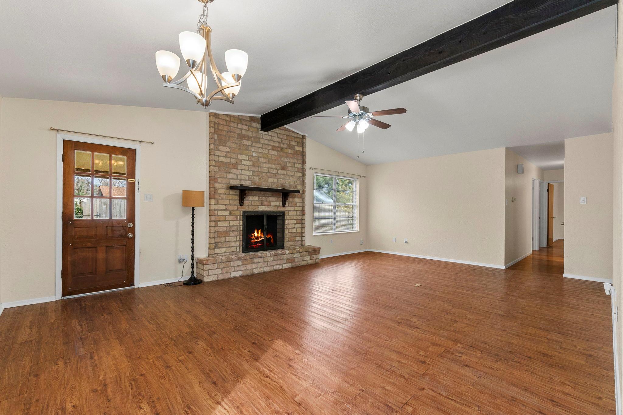 Image 10 of 30 For 1329 Poppy Ln