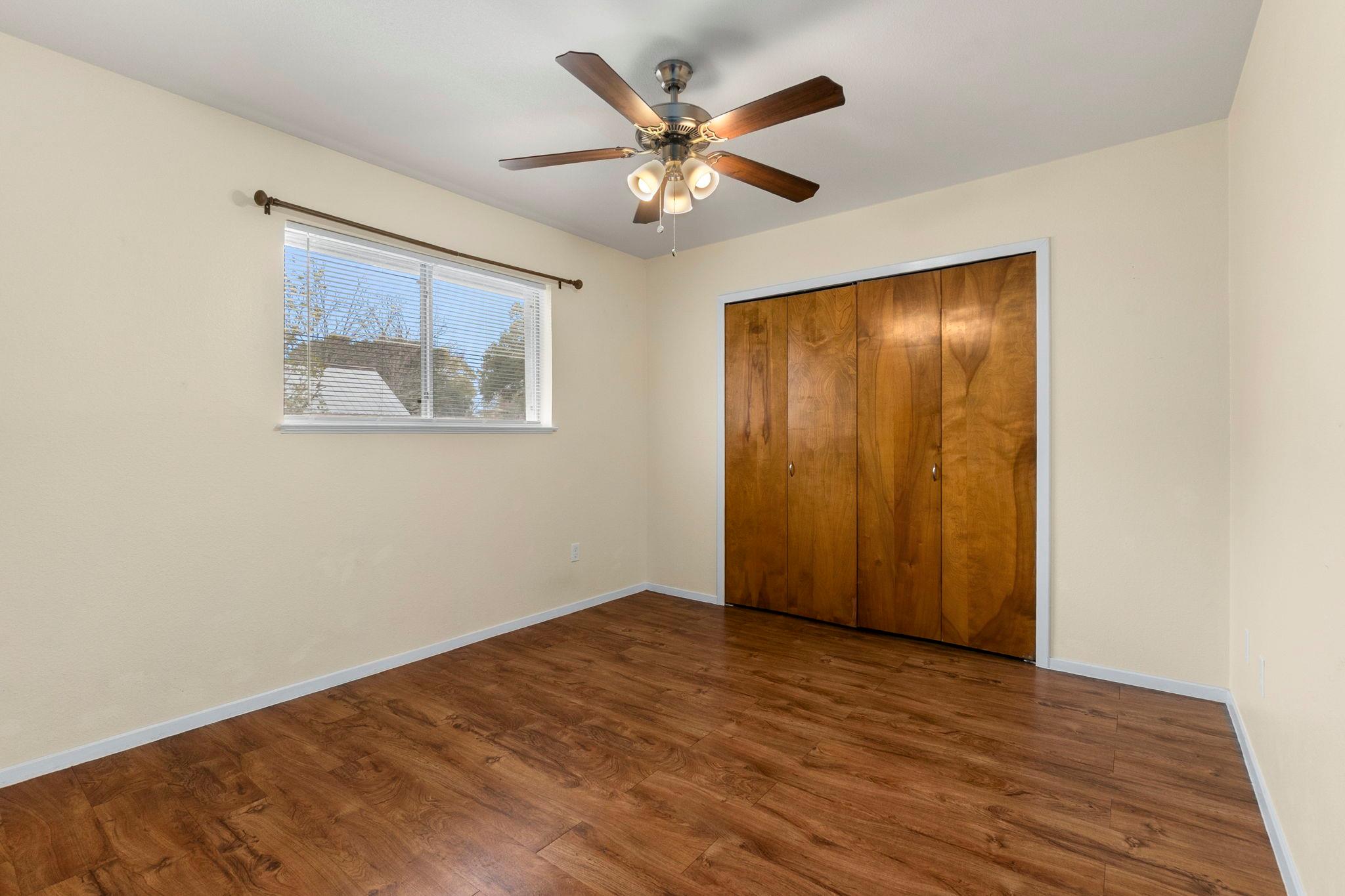 Image 18 of 30 For 1329 Poppy Ln