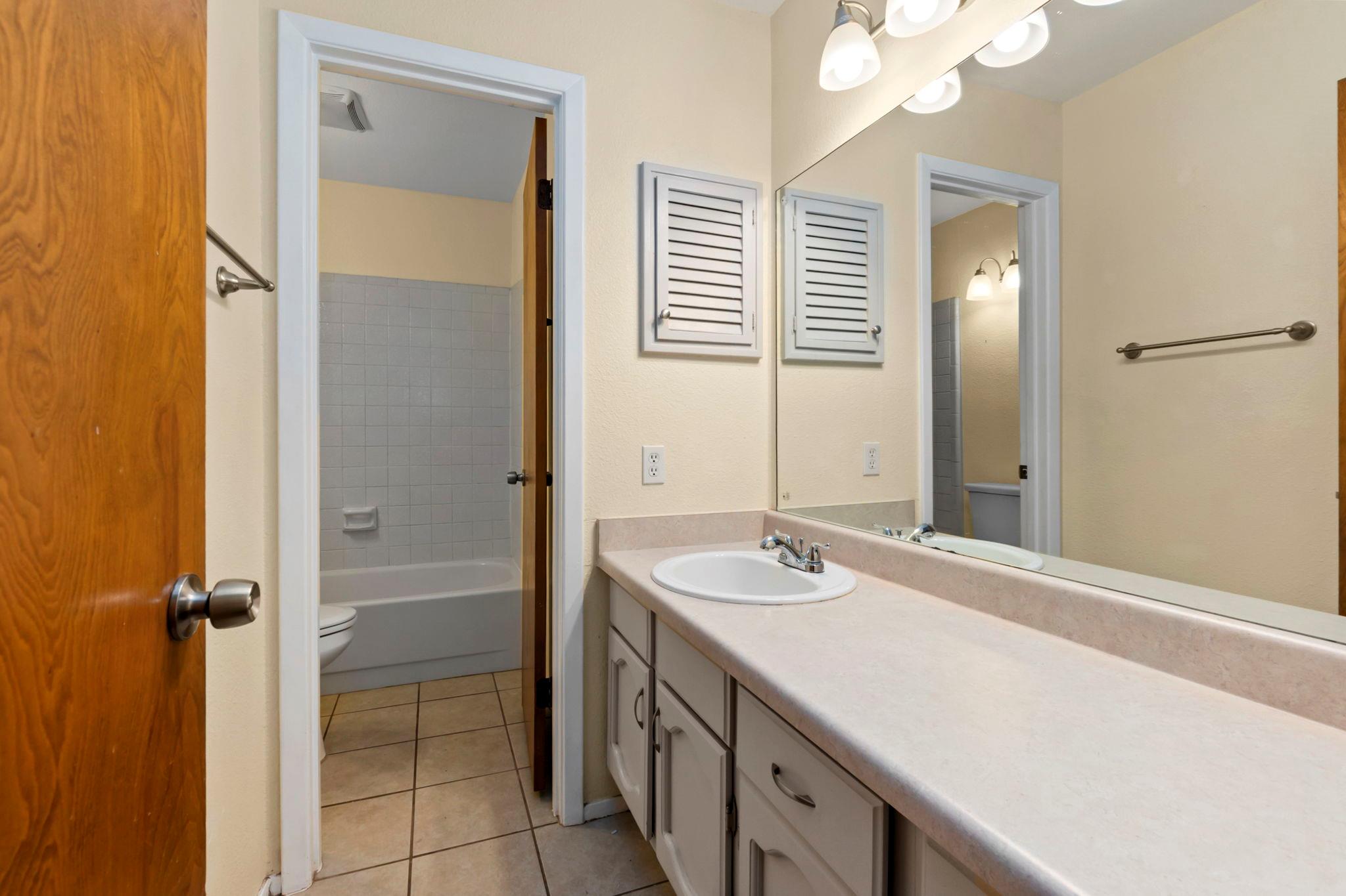 Image 19 of 30 For 1329 Poppy Ln