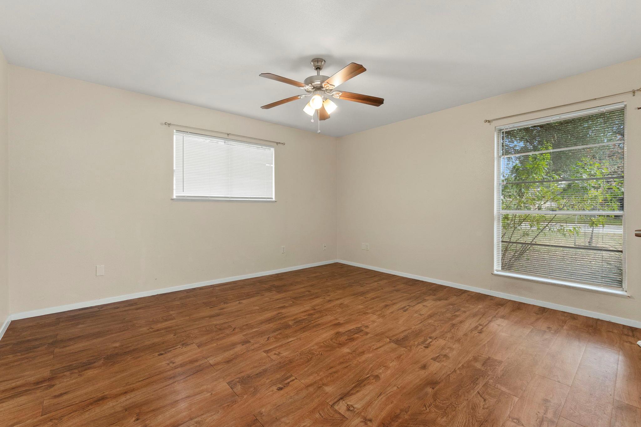 Image 21 of 30 For 1329 Poppy Ln