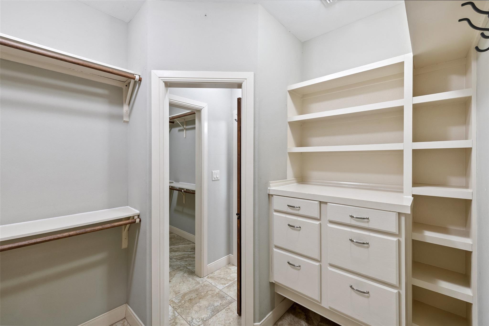 Image 15 of 39 For 101 Crooked Oak Ln