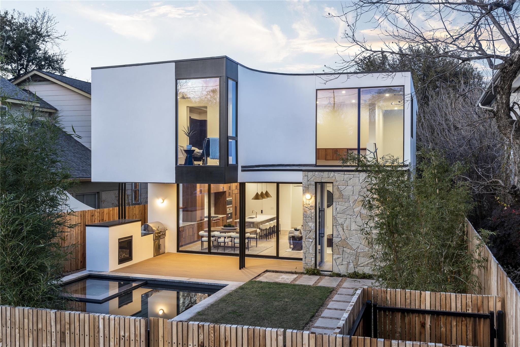 Details for 912 Jewell St, Austin, TX 78704