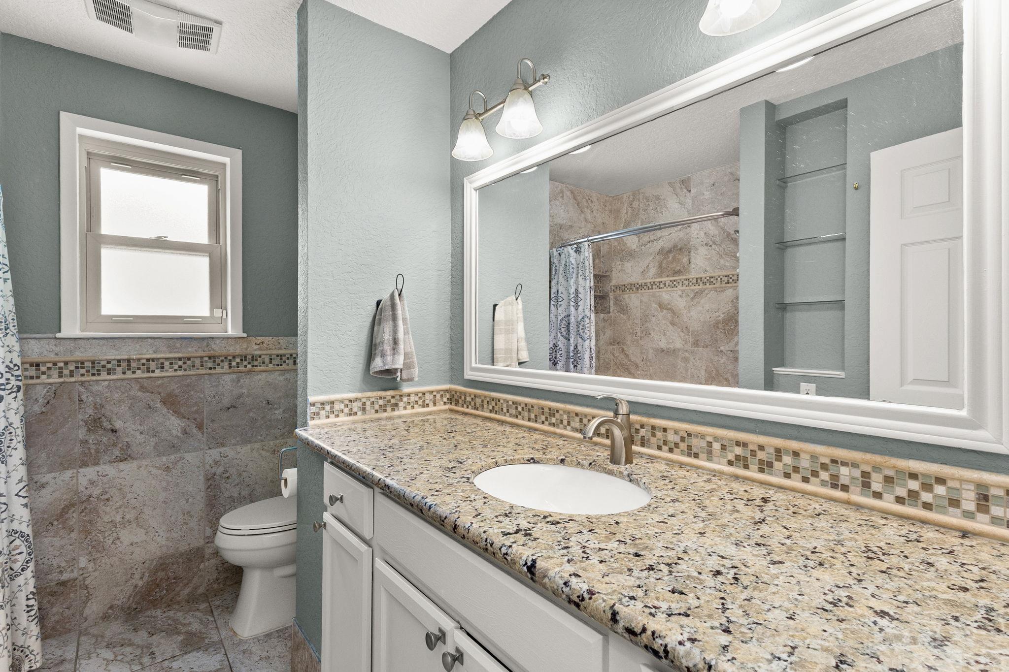 Image 19 of 35 For 1115 Gardenia Dr