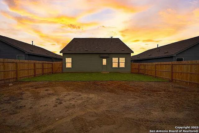 Image 31 of 32 For 10707 Margarita Loop