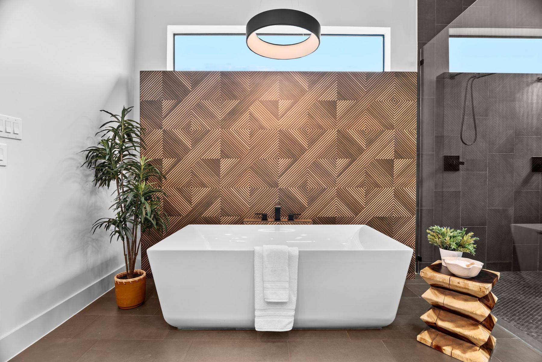 Image 18 of 40 For 211 Wellesley Hill Hl