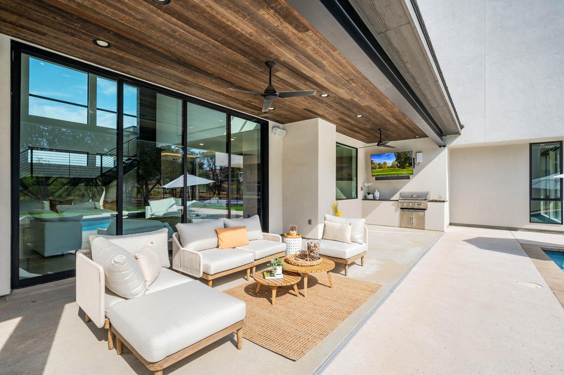 Image 36 of 40 For 211 Wellesley Hill Hl