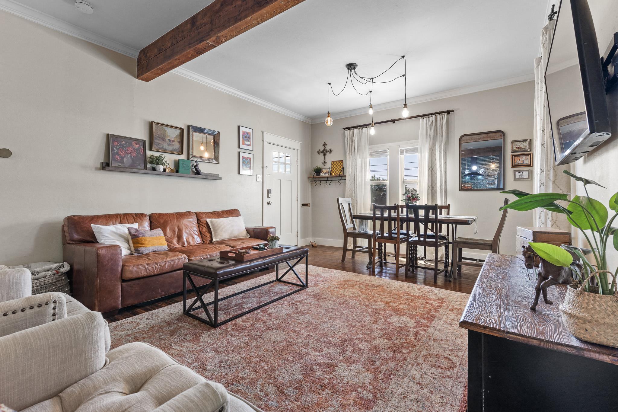 Image 4 of 35 For 519 Ashby Pl