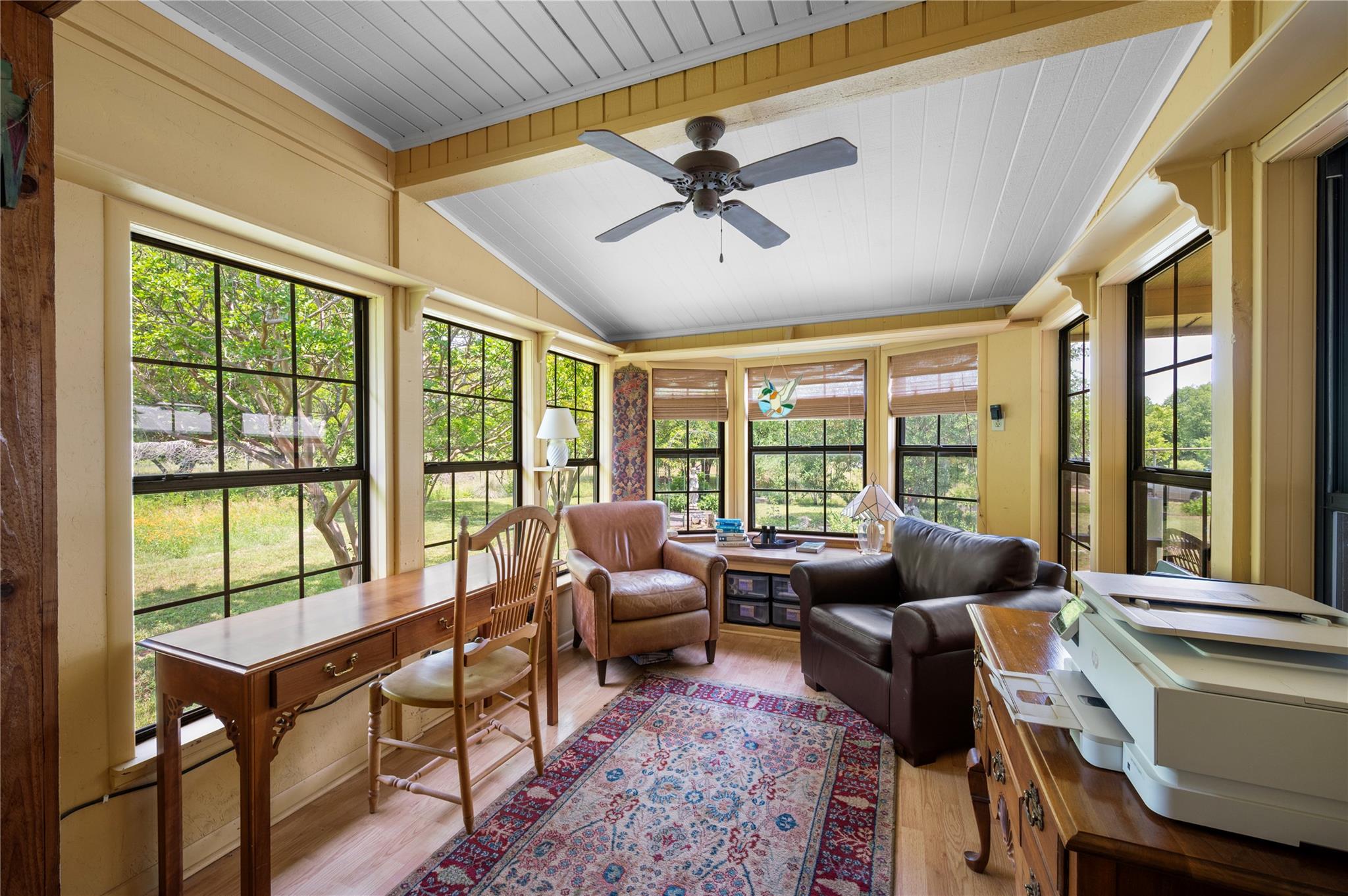 Image 13 of 34 For 10908 Slaughter Creek Dr