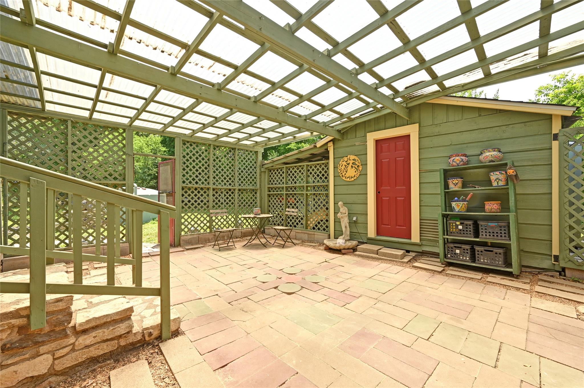 Image 18 of 34 For 10908 Slaughter Creek Dr