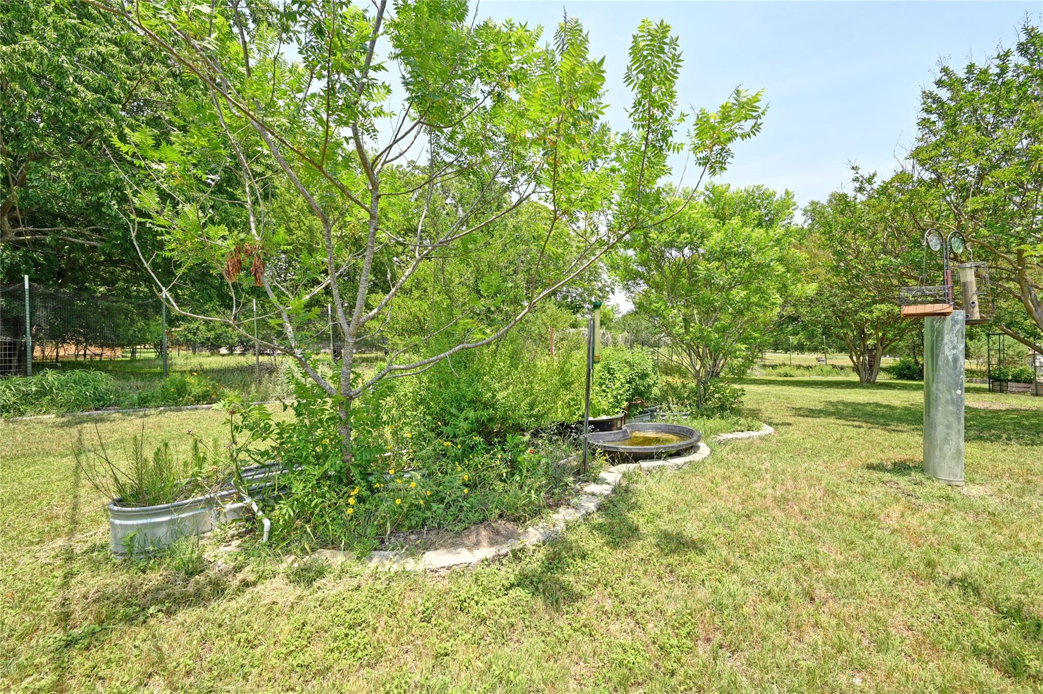 Image 30 of 34 For 10908 Slaughter Creek Dr