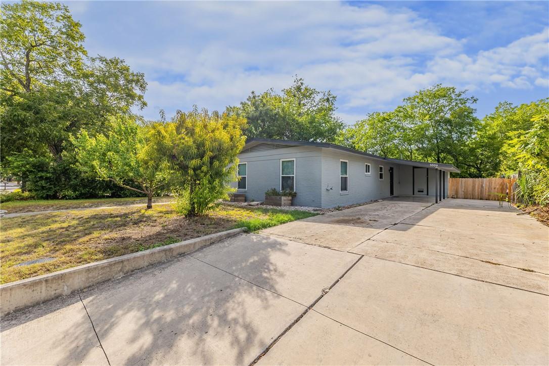 Details for 1009 Field St, San Marcos, TX 78666