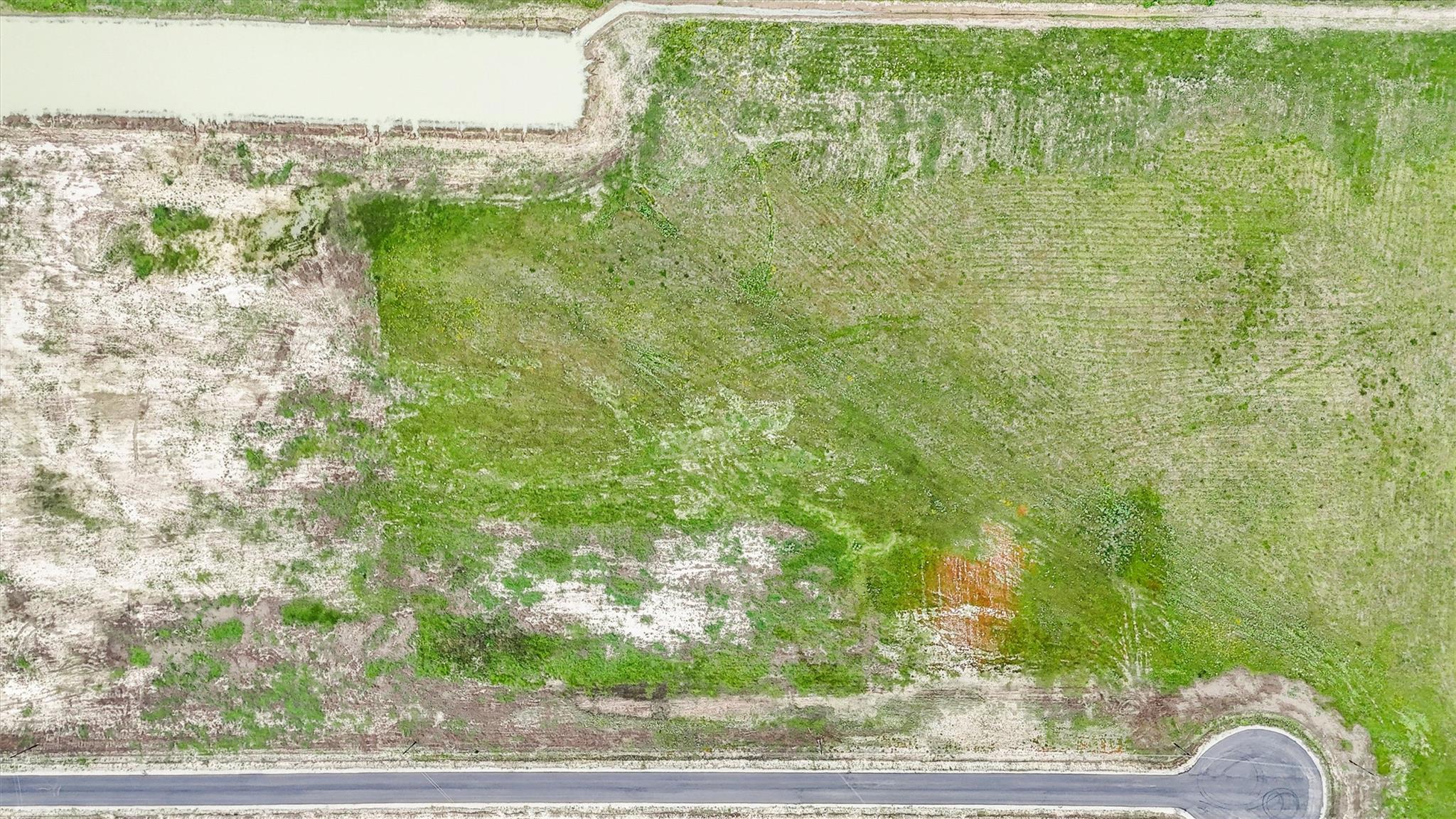 Image 7 of 9 For 1319 Saddleback Dr