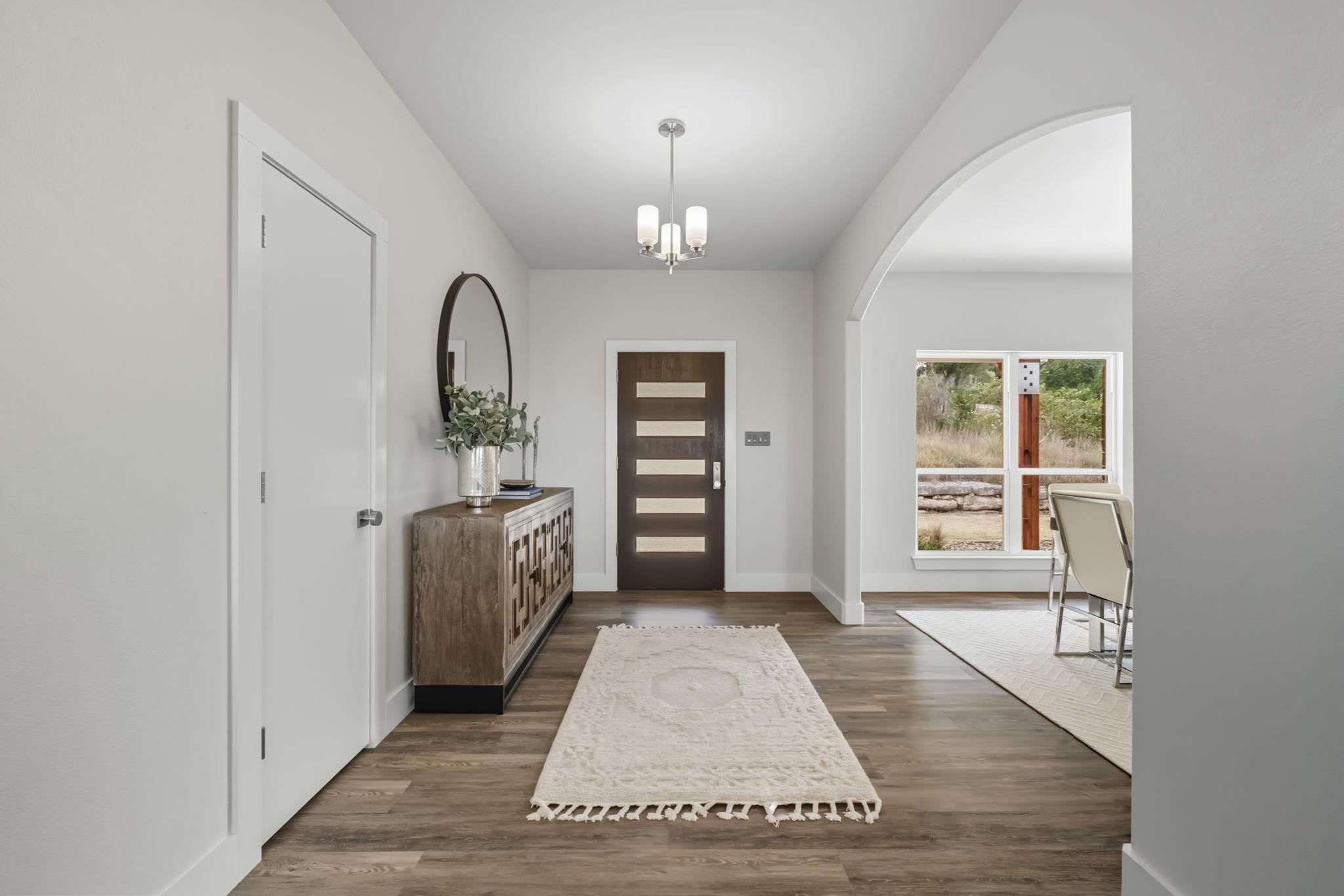 Image 14 of 40 For 128 Skylight Trail Trl