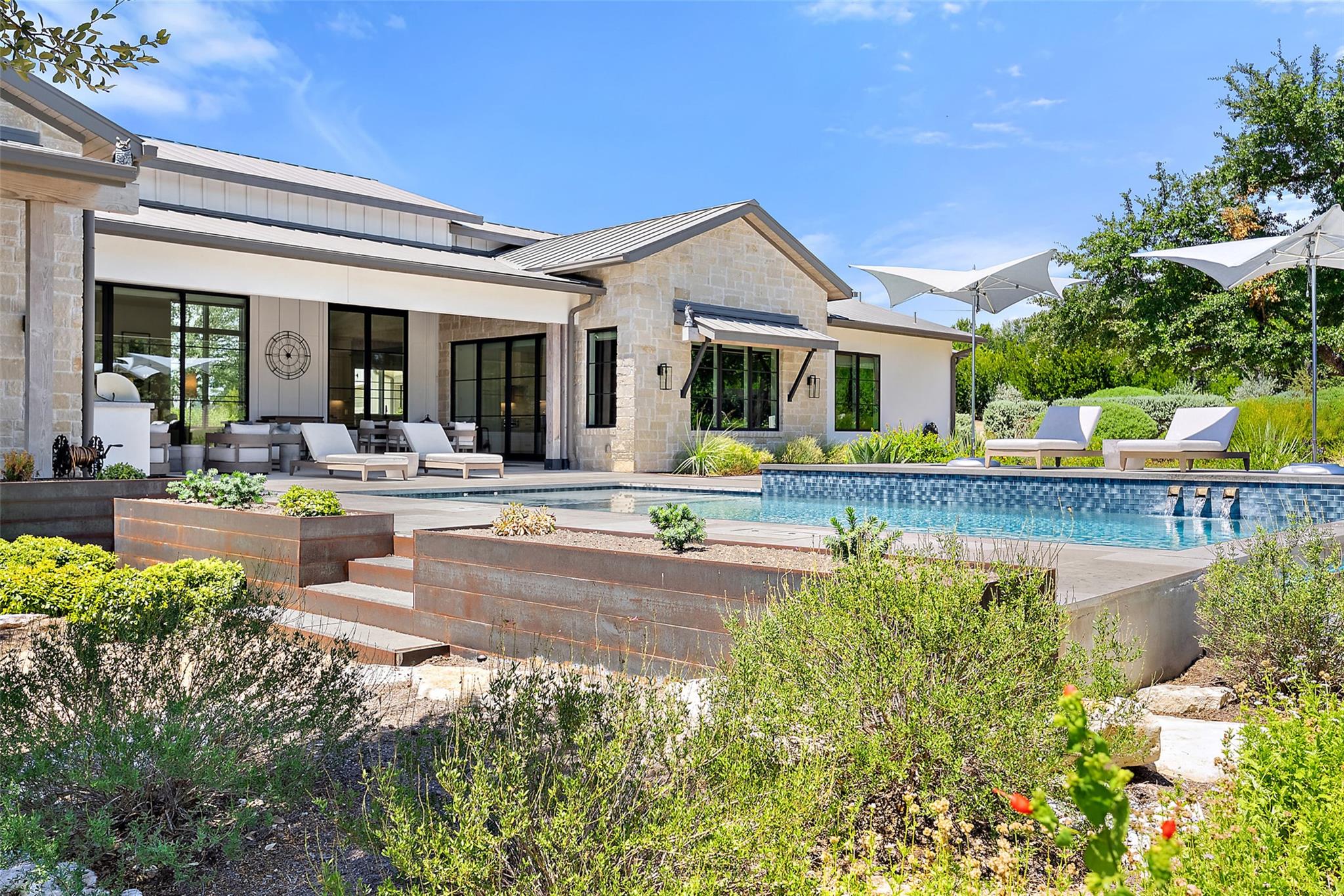 Details for 15236 Grumbles Ln, Austin, TX 78738