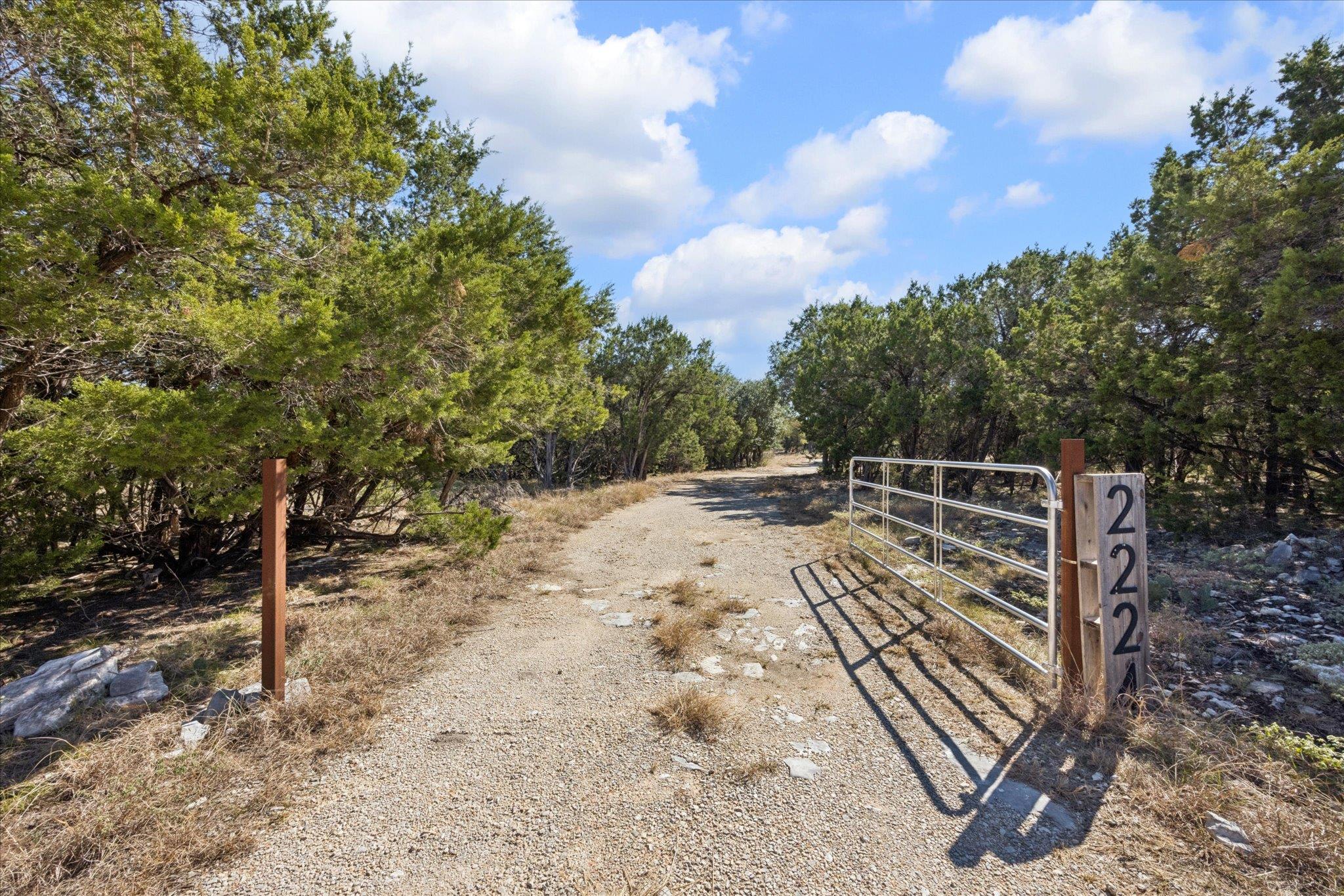 Image 11 of 11 For 2224 Misty Holw