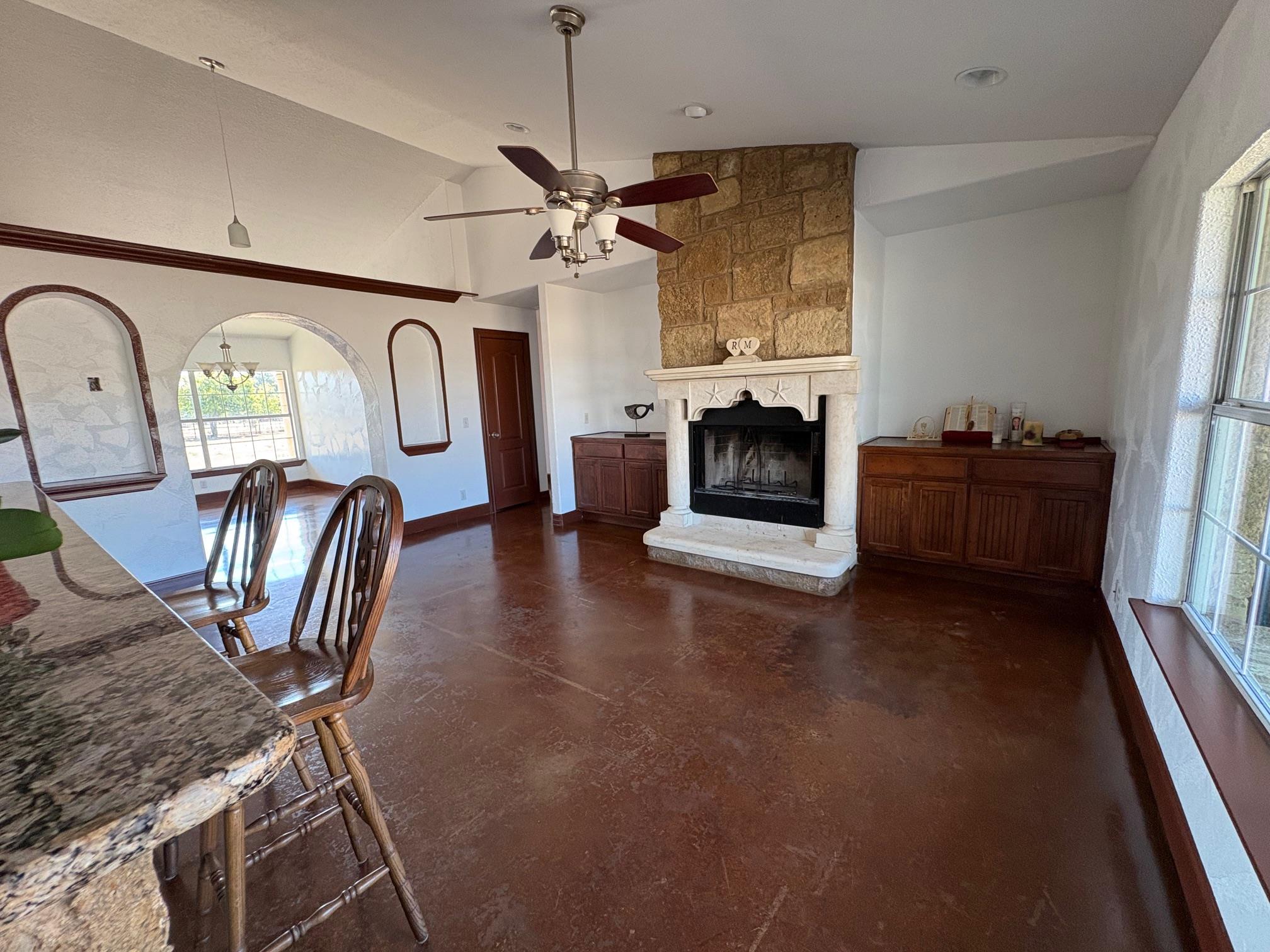 Image 16 of 34 For 10817 County Road 272