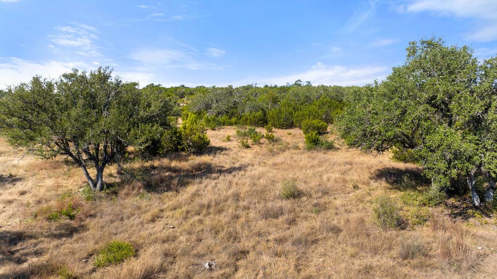 Image 16 of 39 For 2058 Legacy Hills Dr