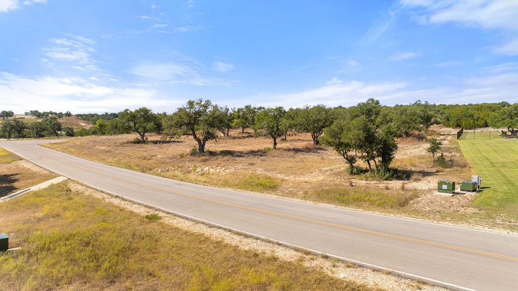 Image 20 of 39 For 2058 Legacy Hills Dr