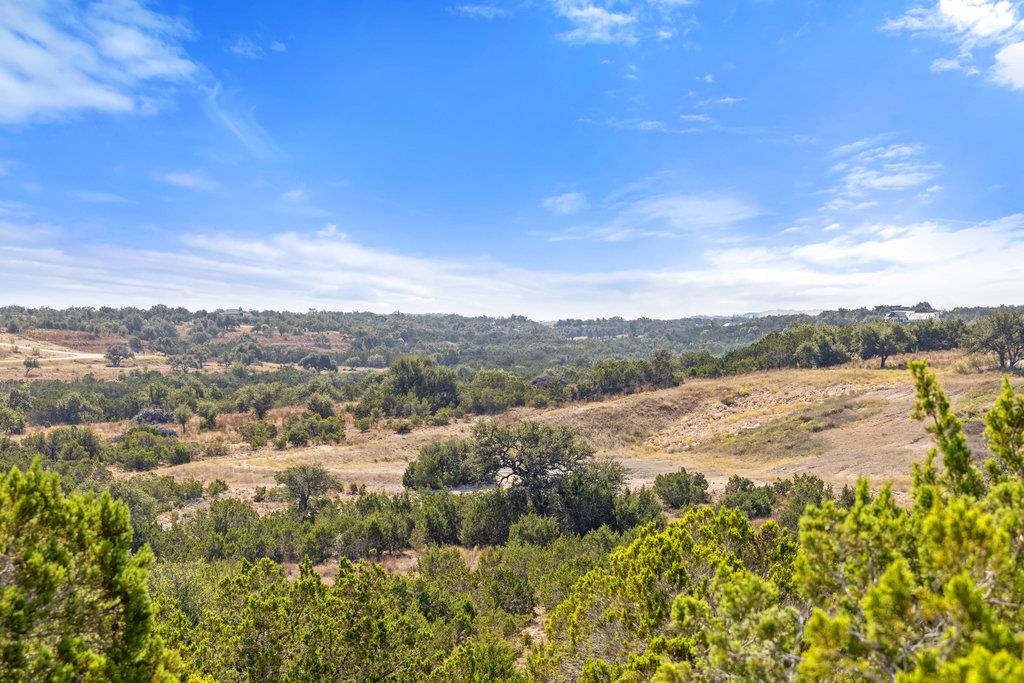 Image 30 of 39 For 2058 Legacy Hills Dr