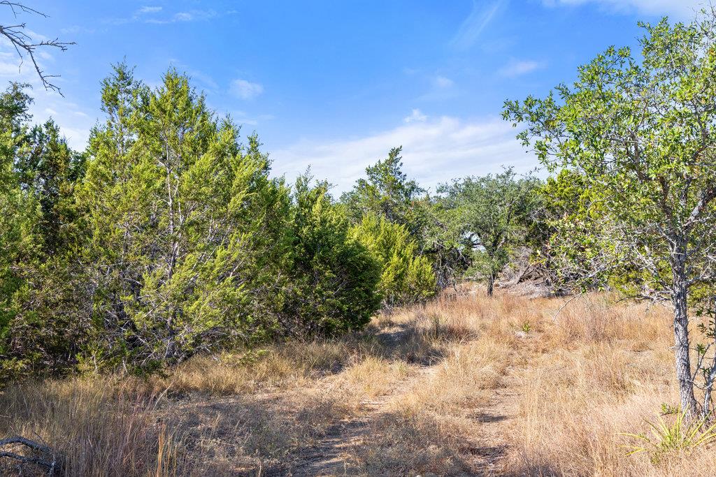 Image 32 of 39 For 2058 Legacy Hills Dr