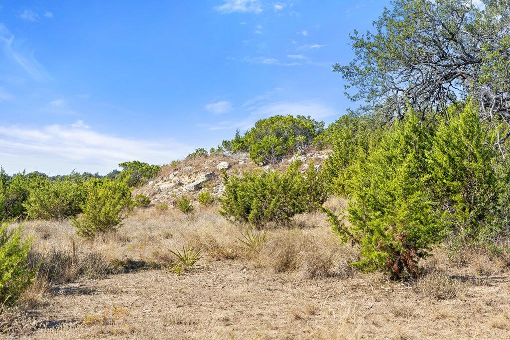 Image 35 of 39 For 2058 Legacy Hills Dr