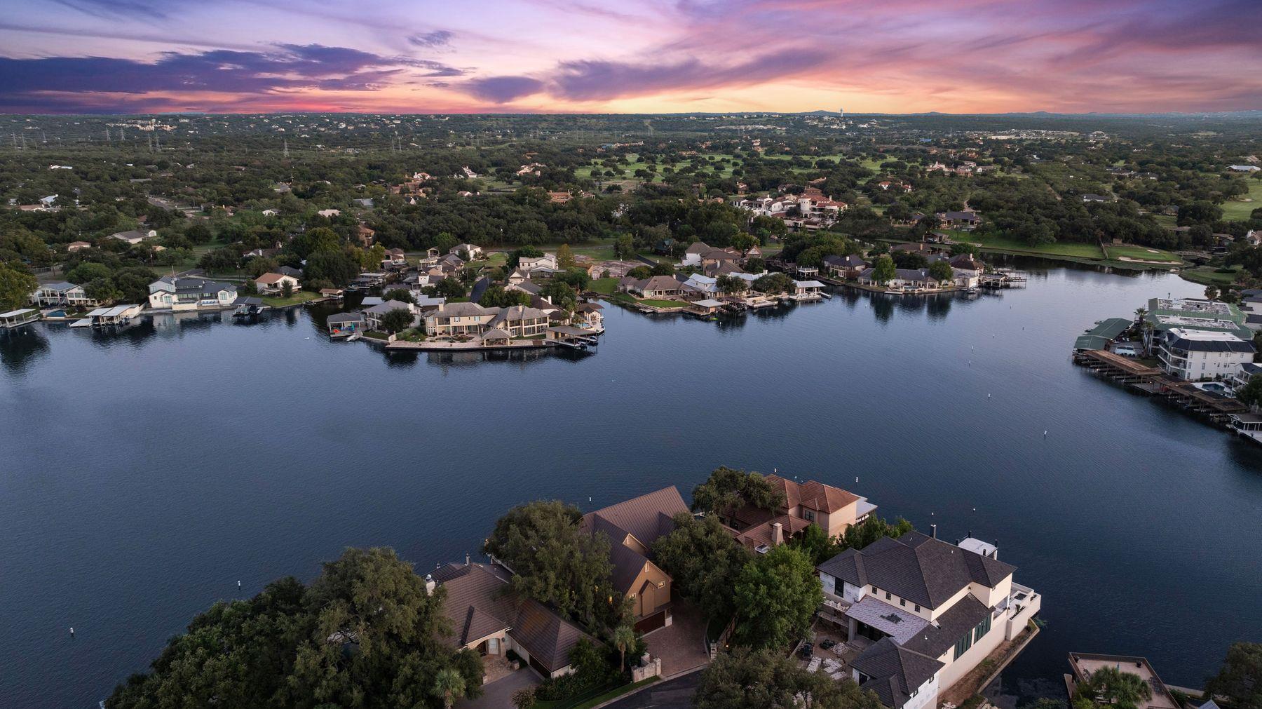 Image 11 of 38 For 101 Matern Ct