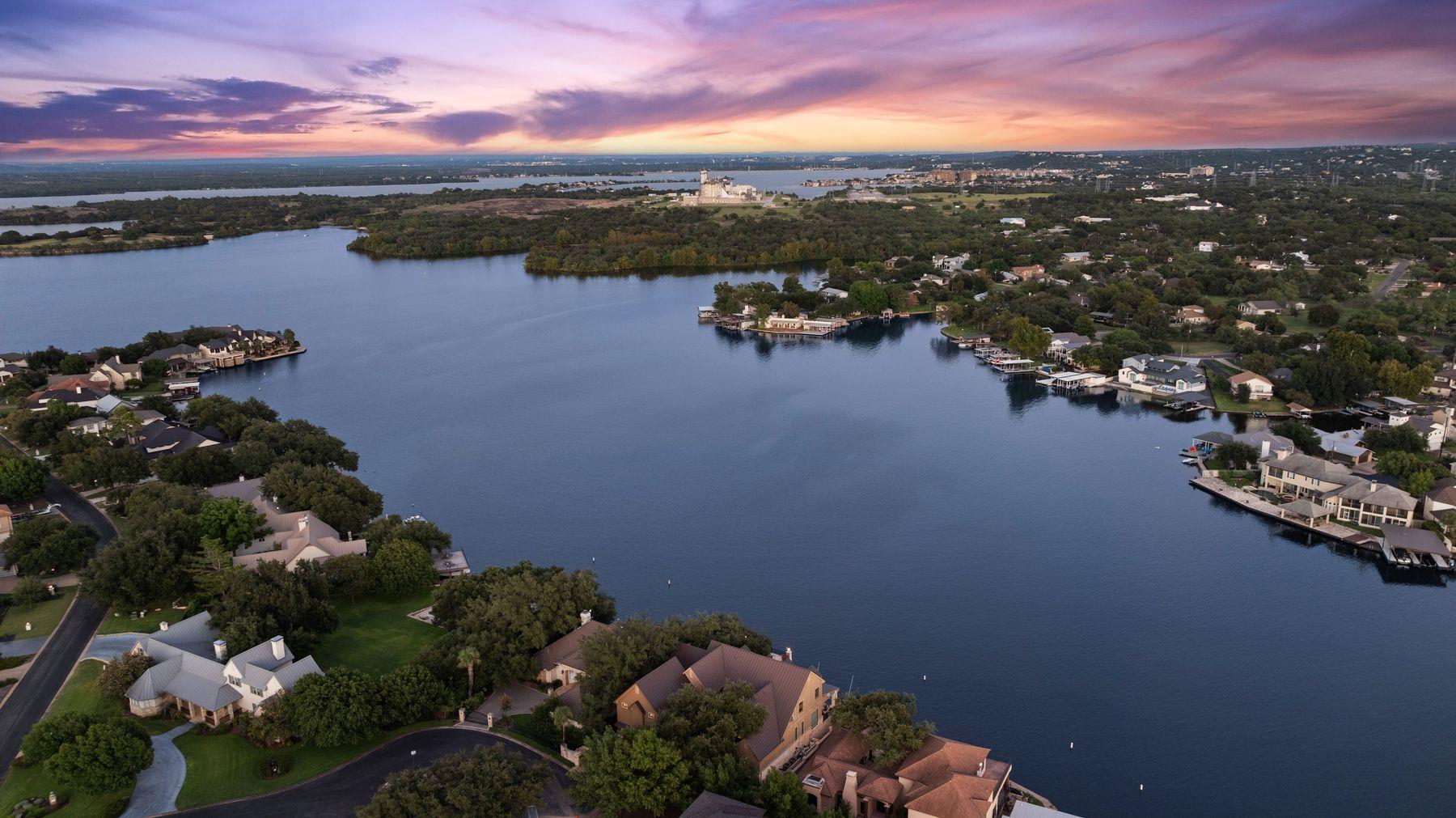 Image 12 of 38 For 101 Matern Ct