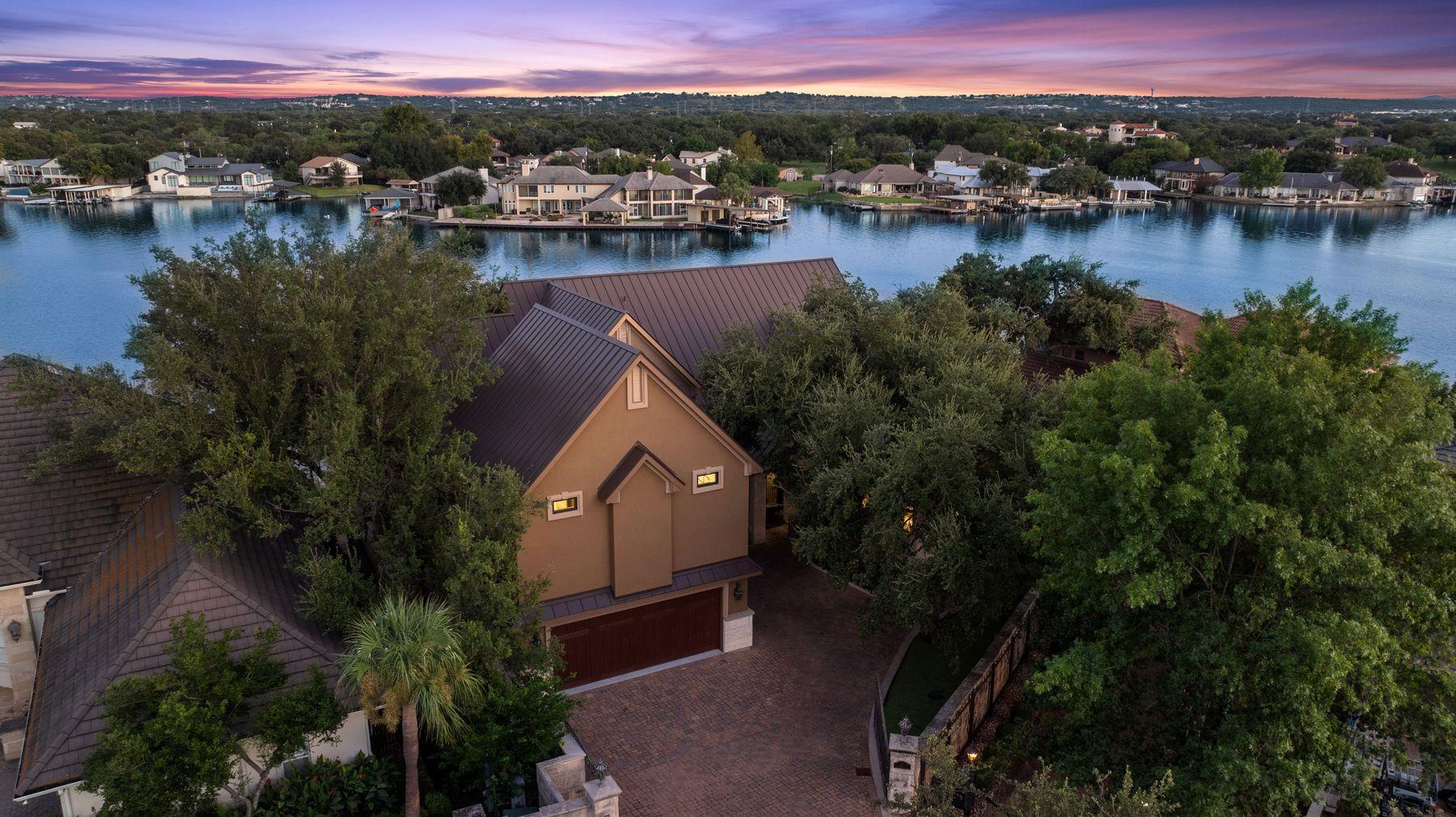 Image 15 of 38 For 101 Matern Ct